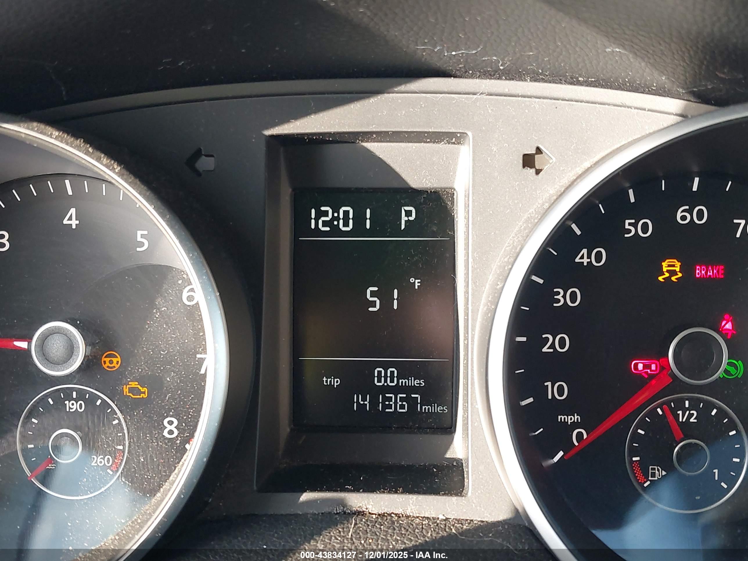 VOLKSWAGEN JETTA image 7