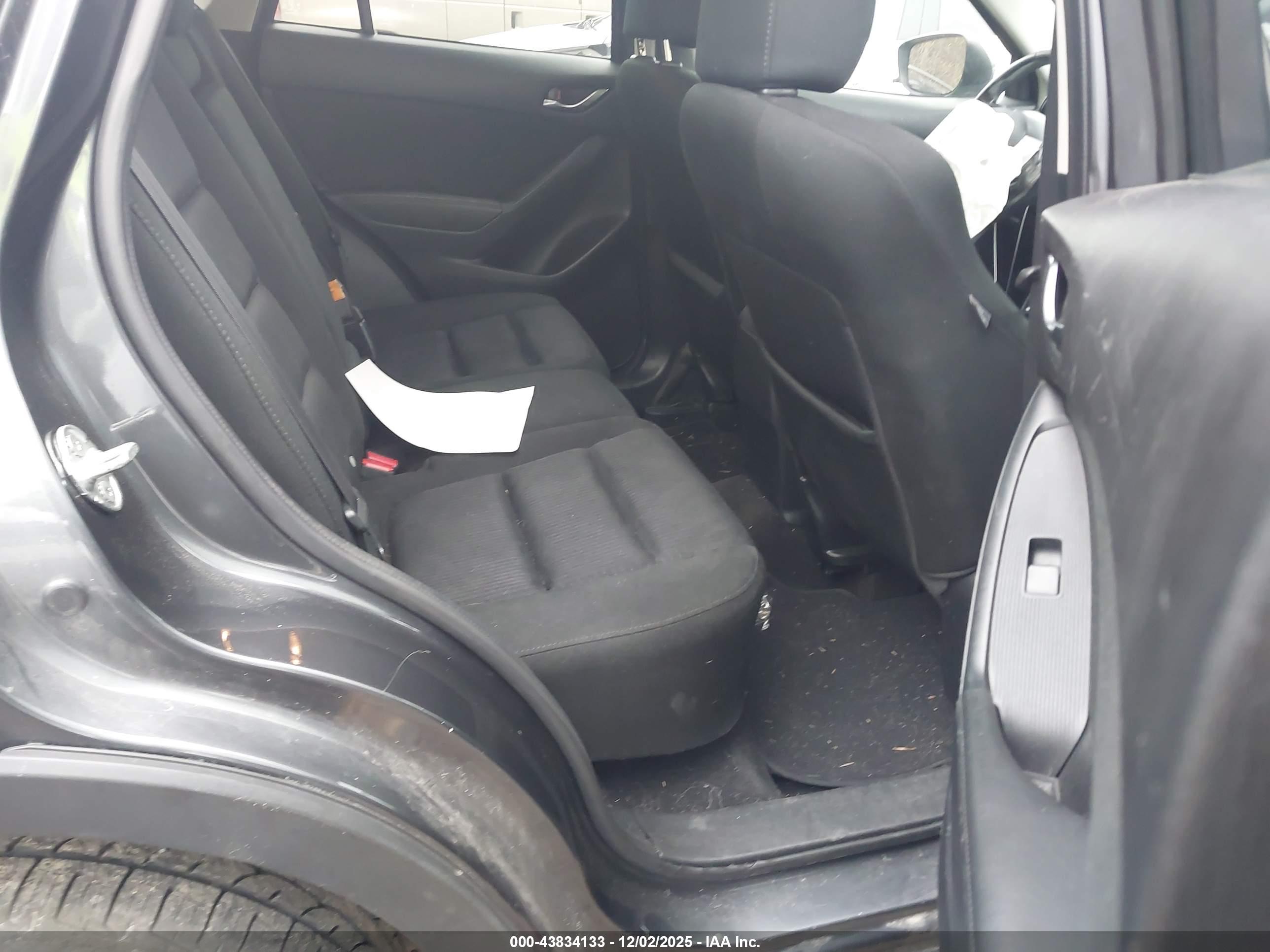 MAZDA CX-5 image 8
