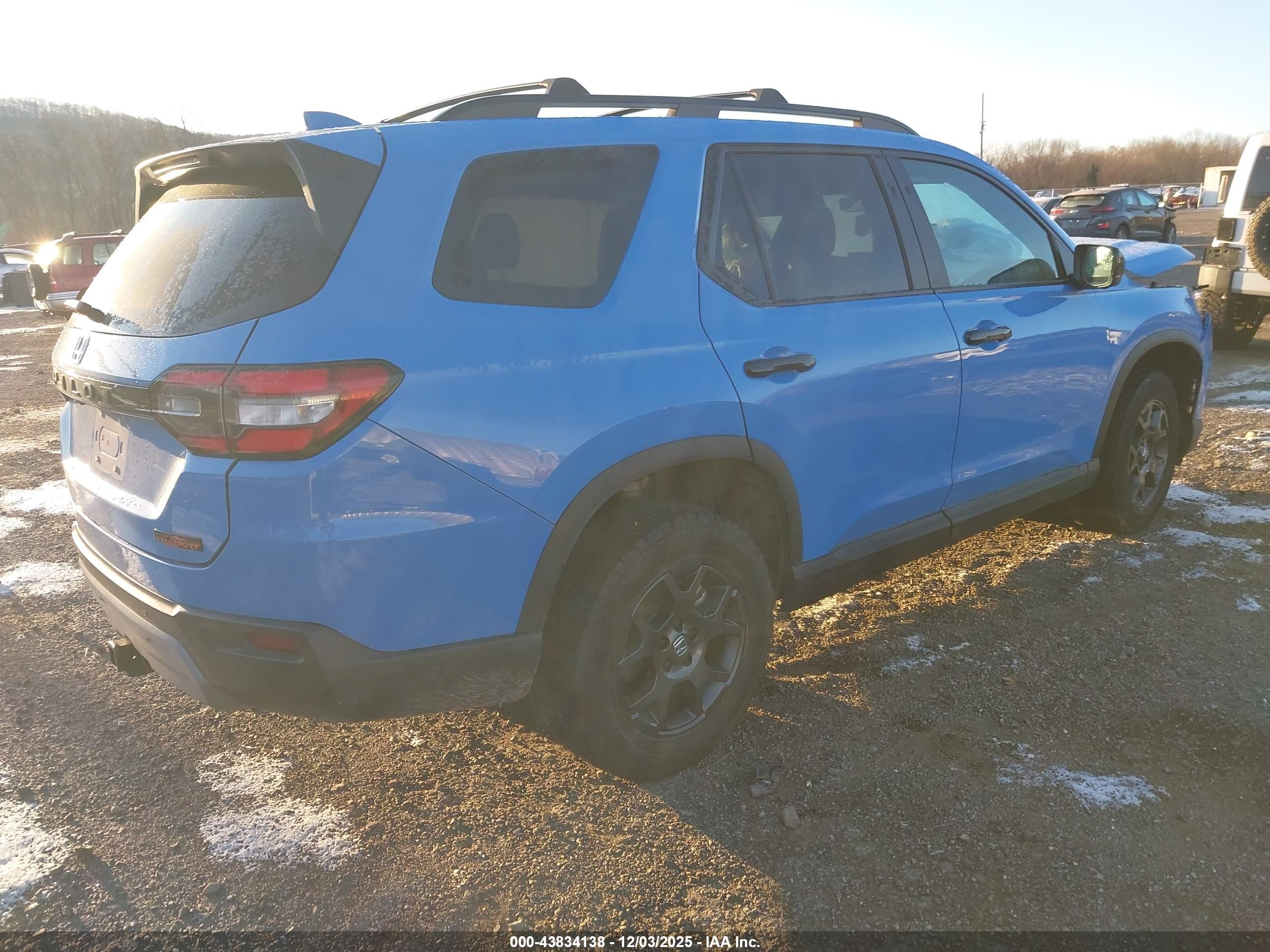 HONDA PILOT image 4