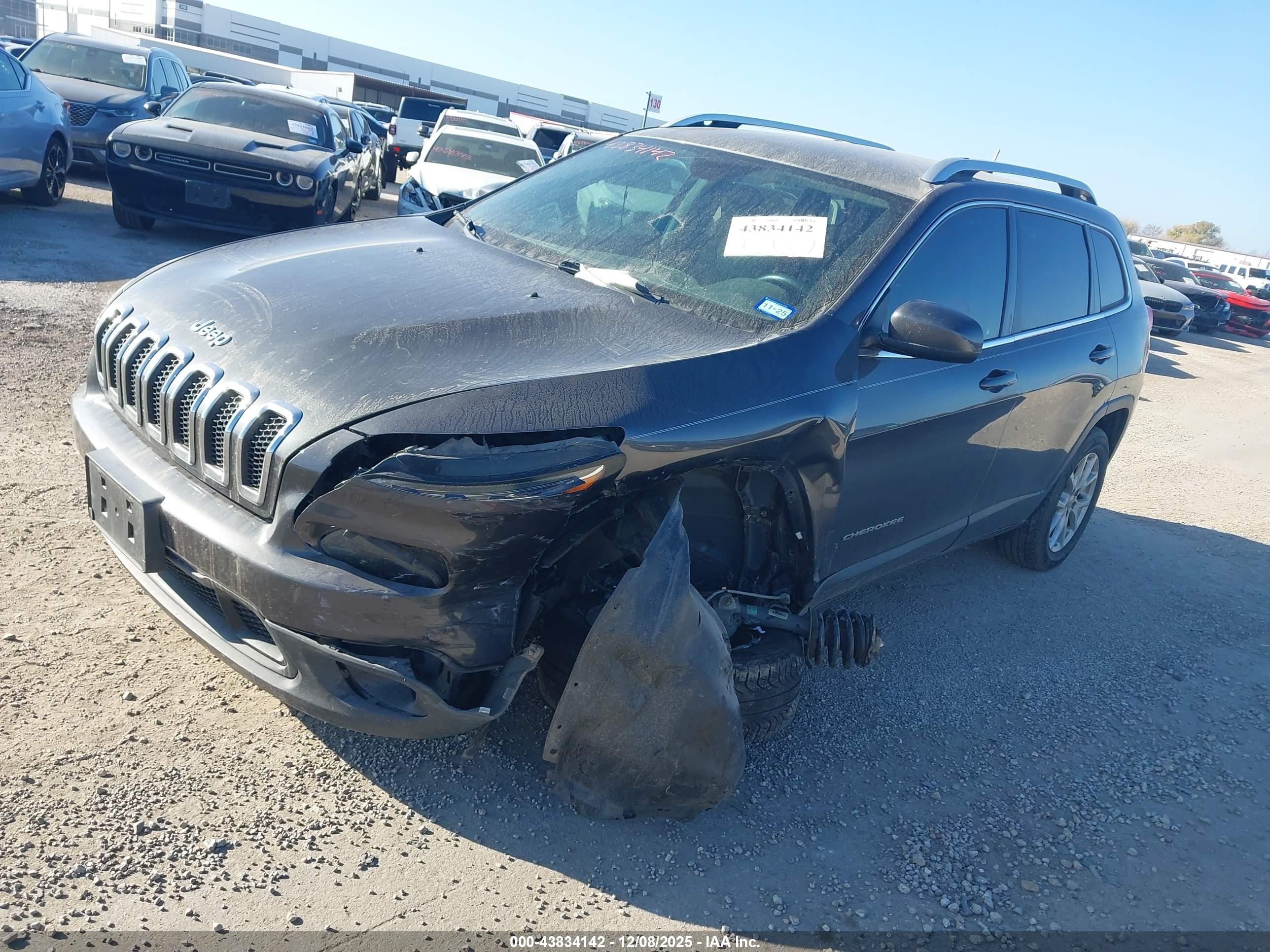 JEEP CHEROKEE image 2