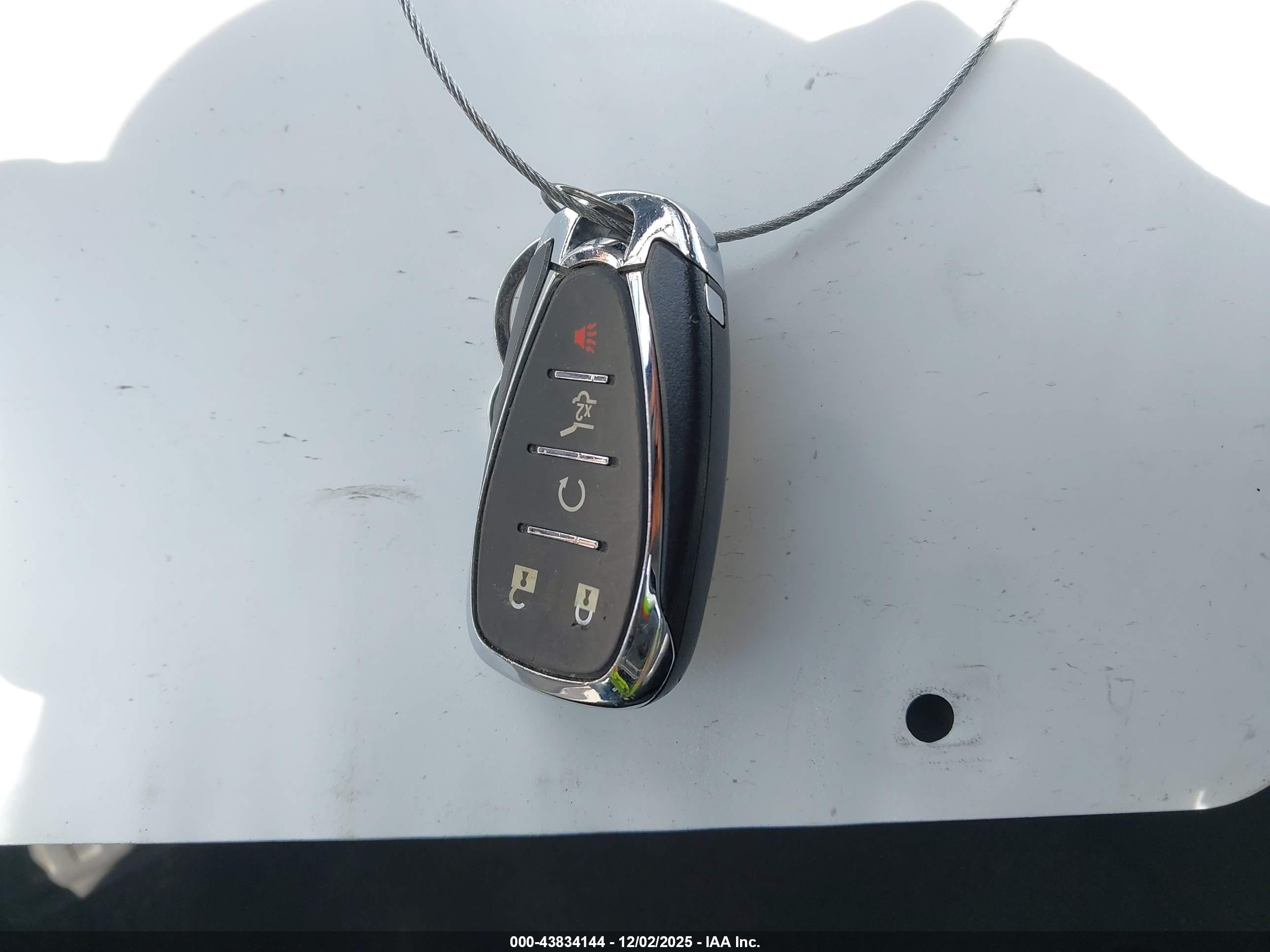 CHEVROLET EQUINOX image 11