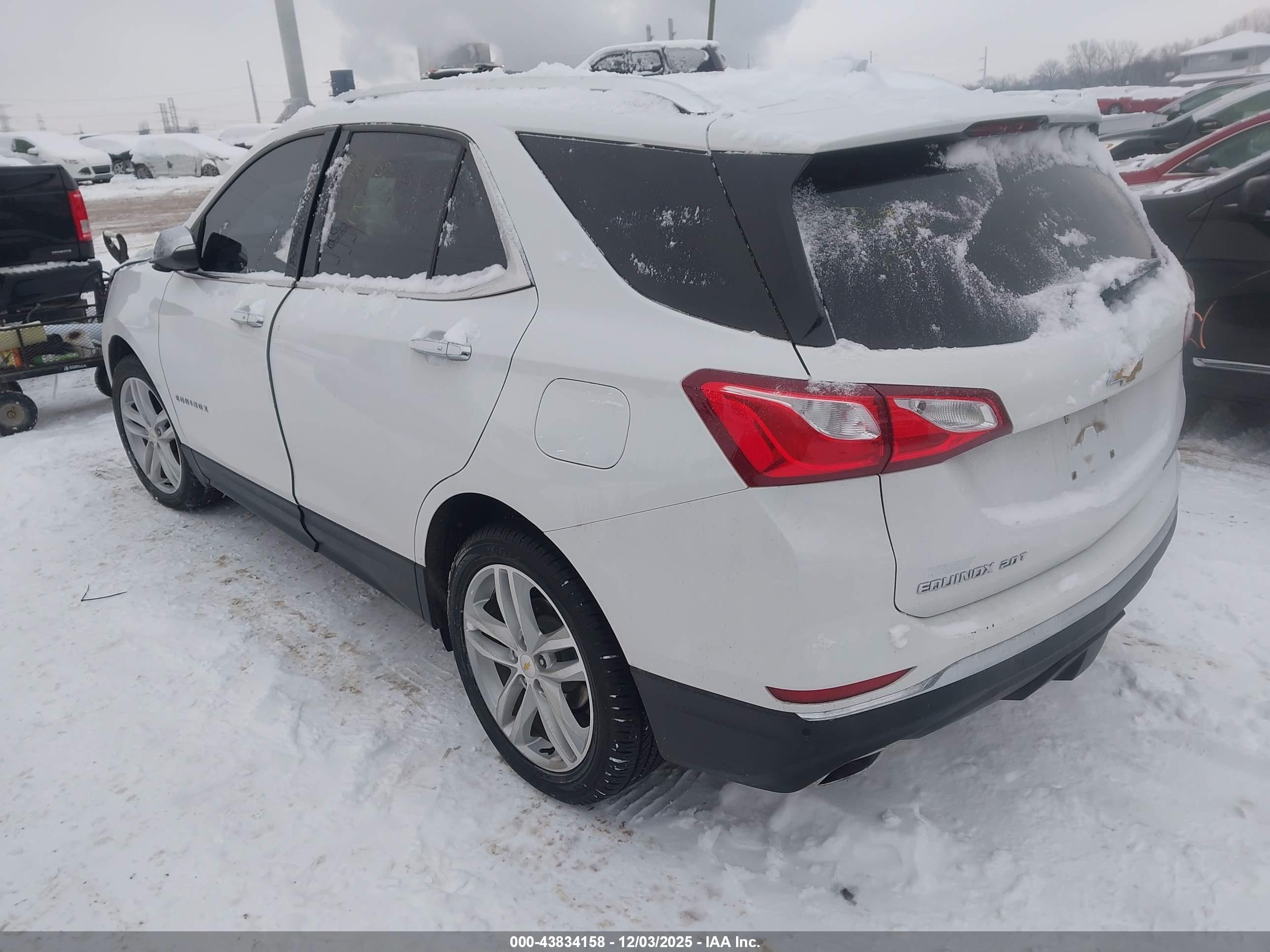 CHEVROLET EQUINOX image 3