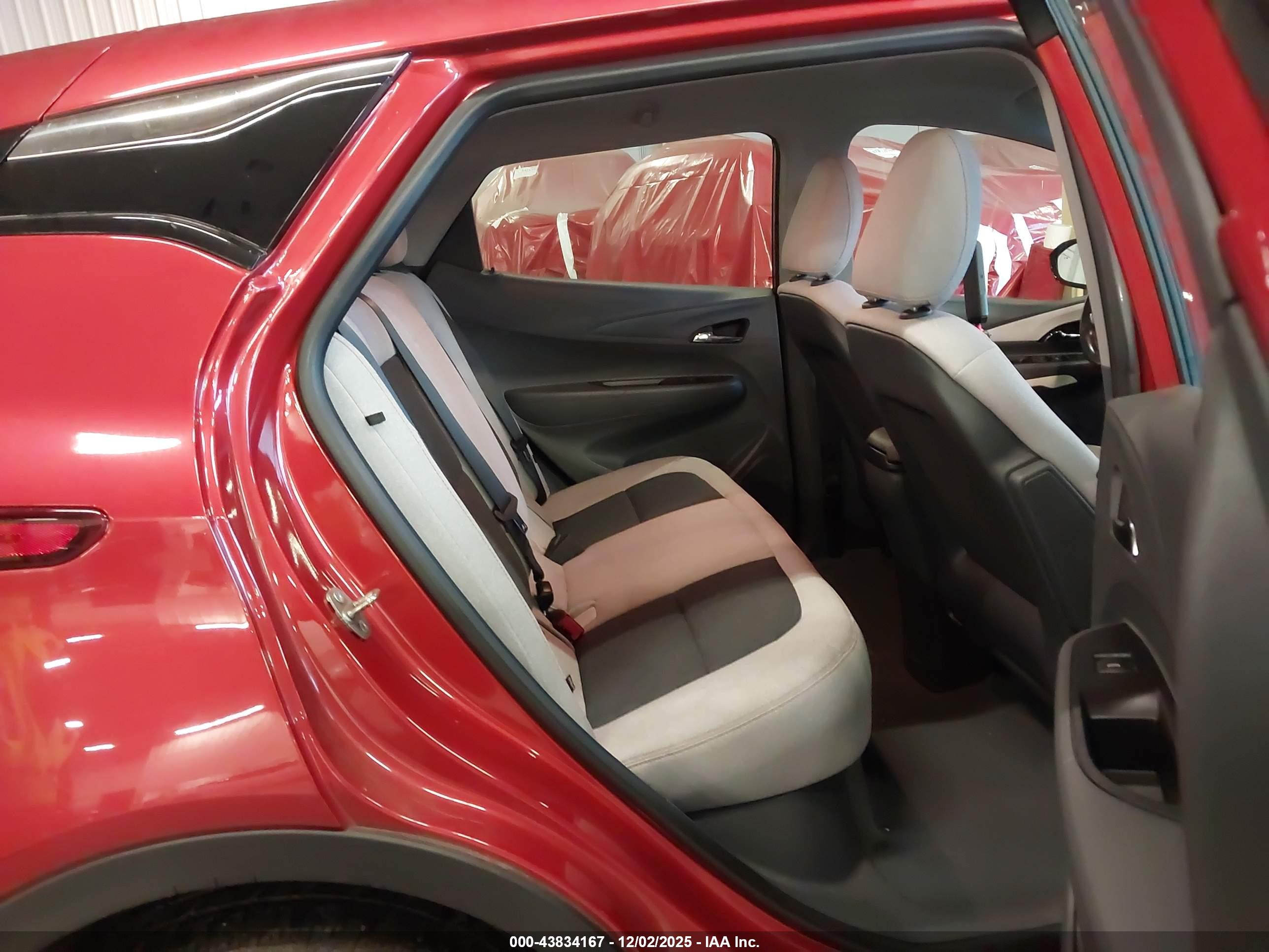 CHEVROLET BOLT image 8