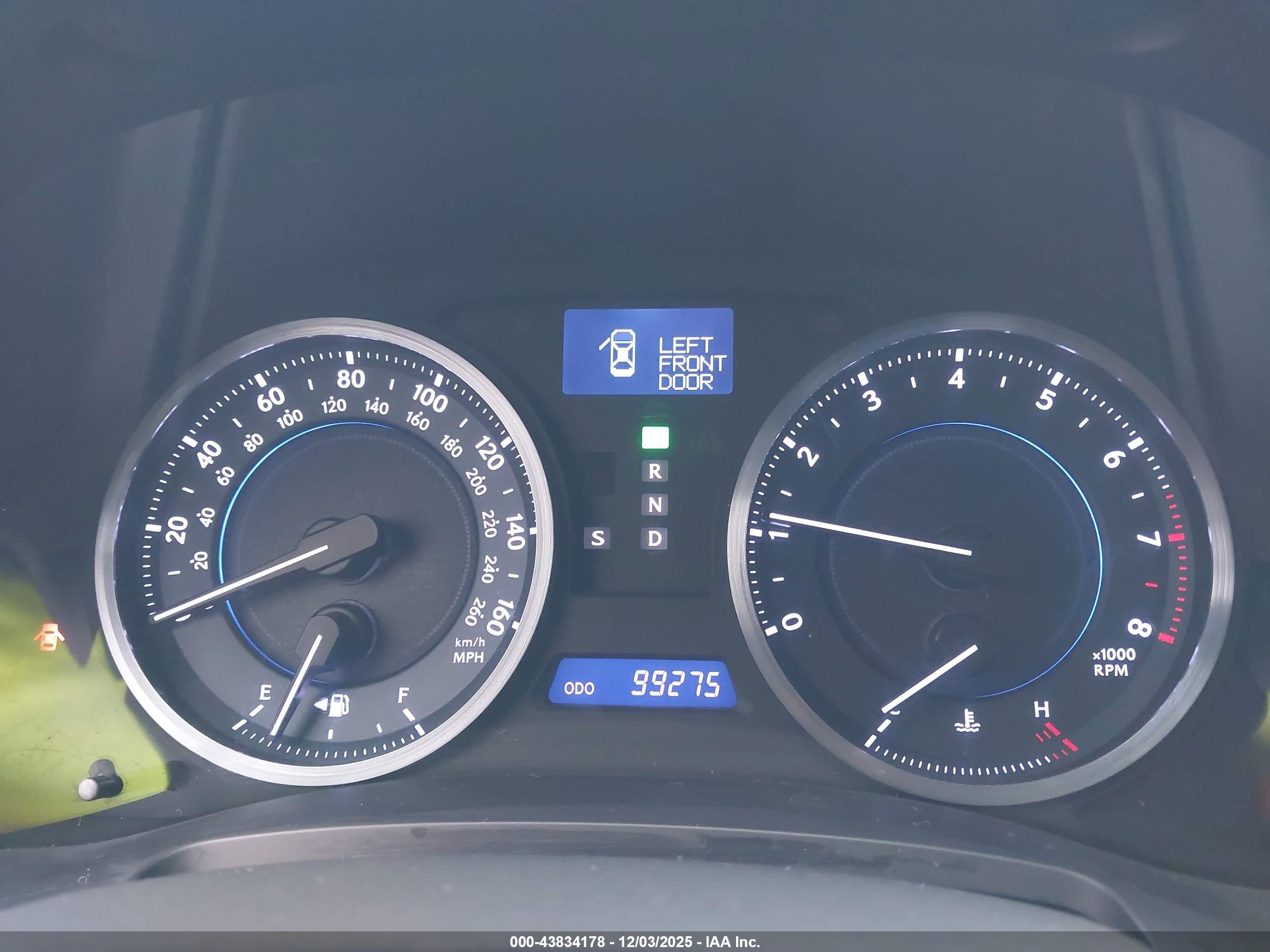 LEXUS IS image 7