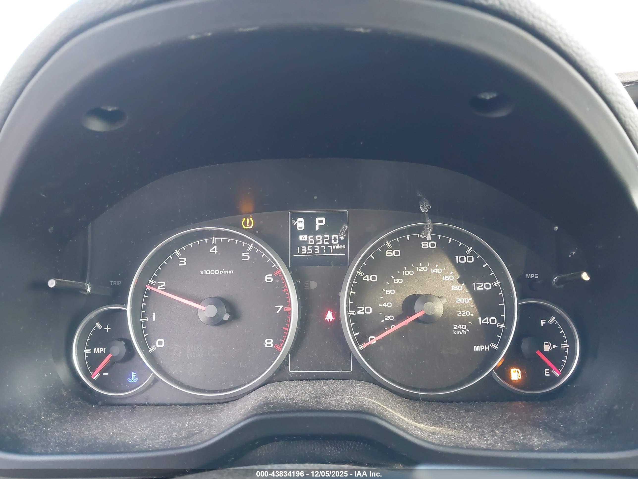 SUBARU OUTBACK image 7
