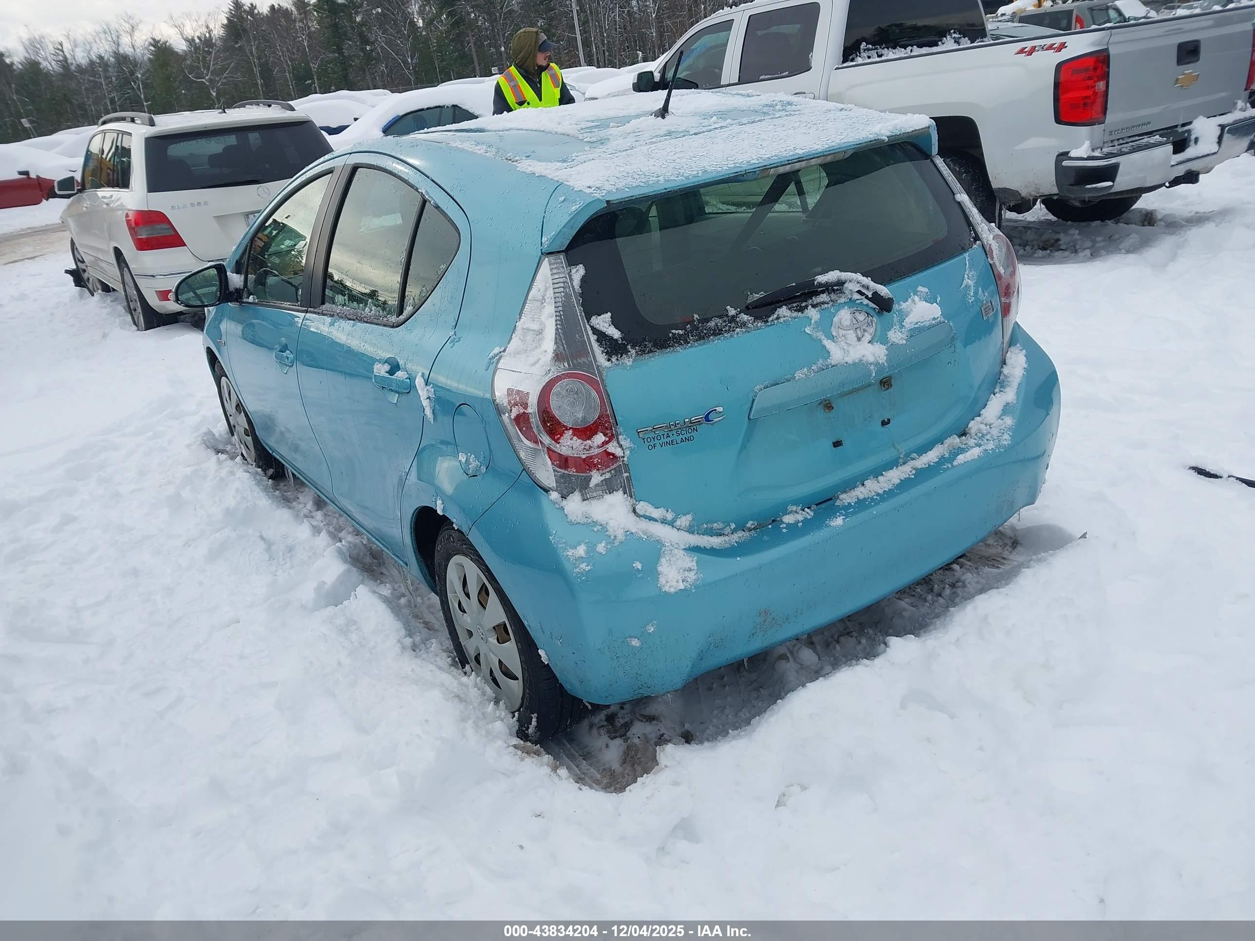 TOYOTA PRIUS image 3