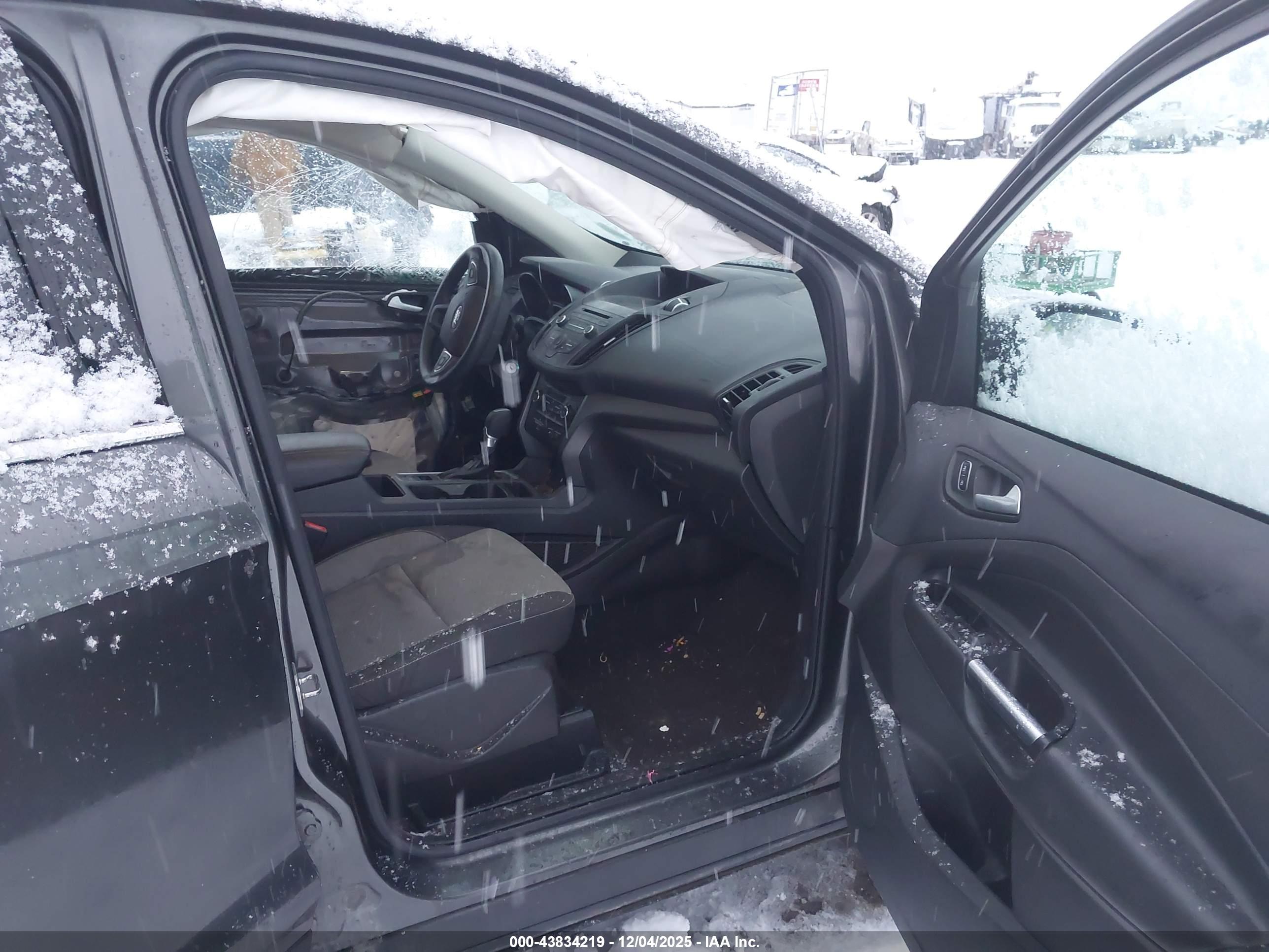 FORD ESCAPE image 5
