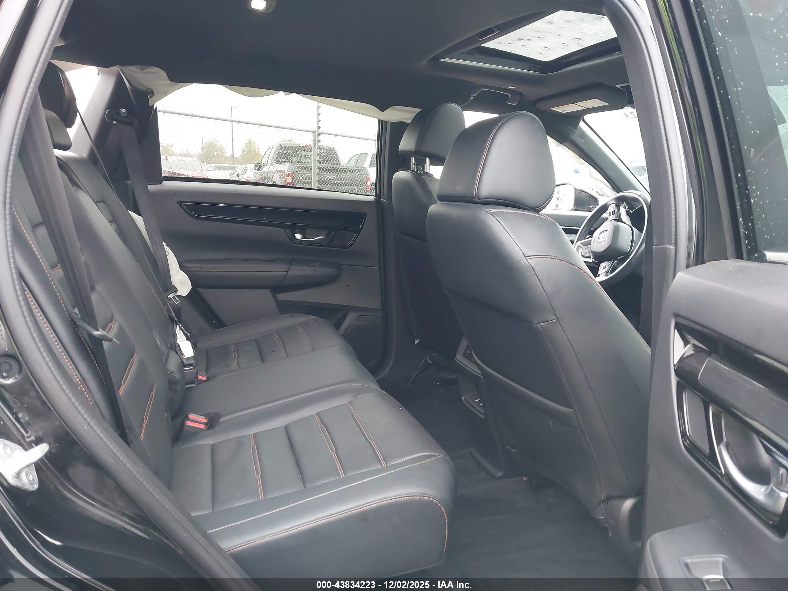 HONDA CR-V image 8