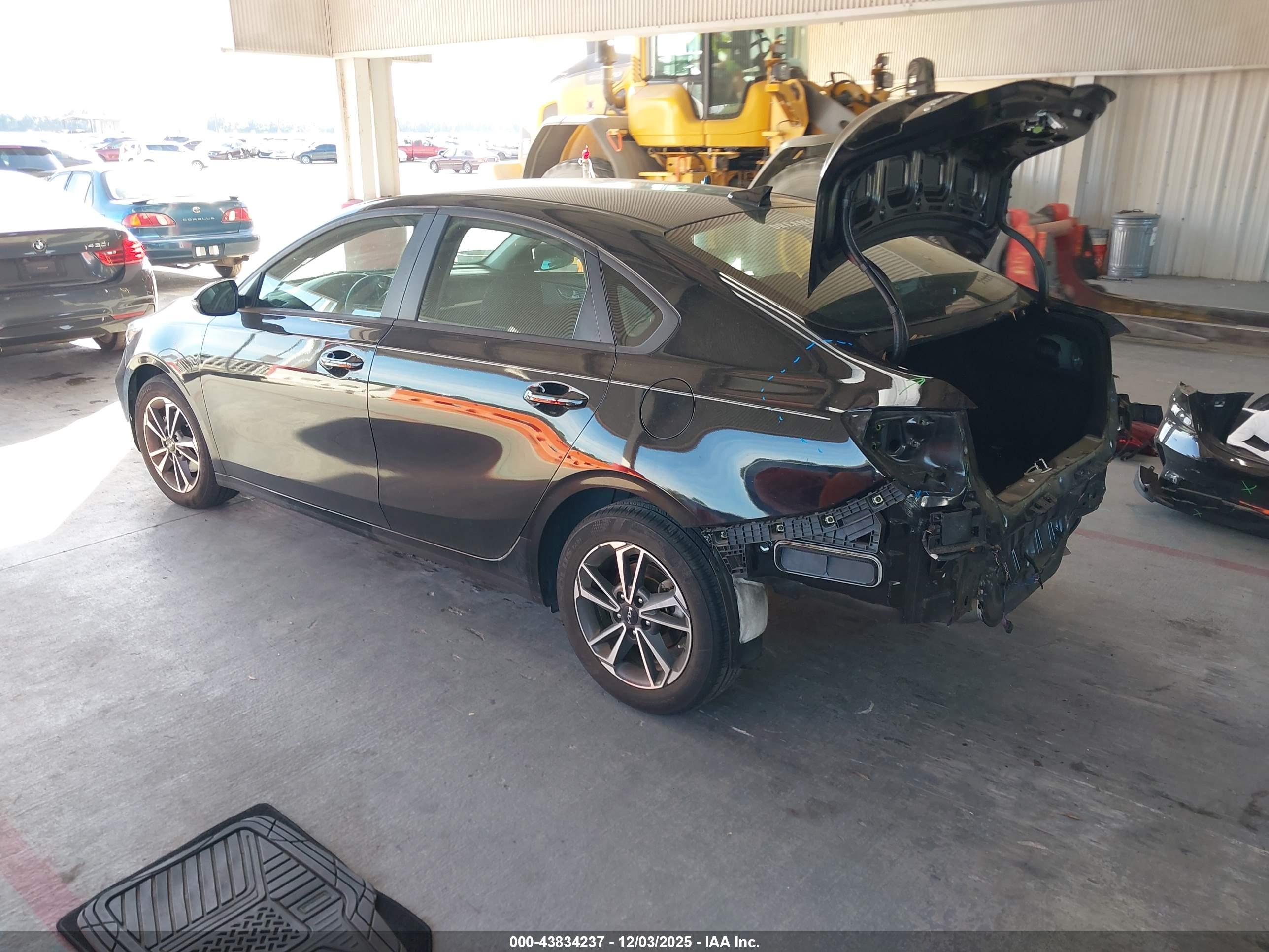 KIA FORTE image 3