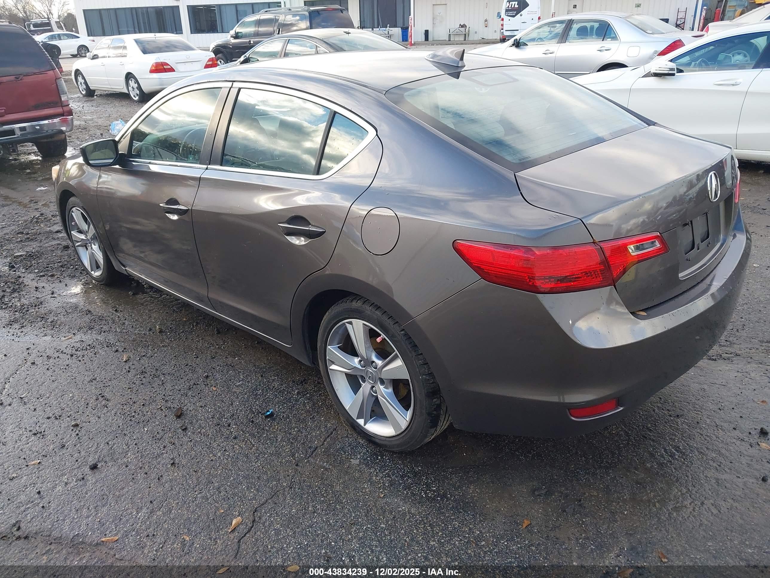 ACURA ILX image 3