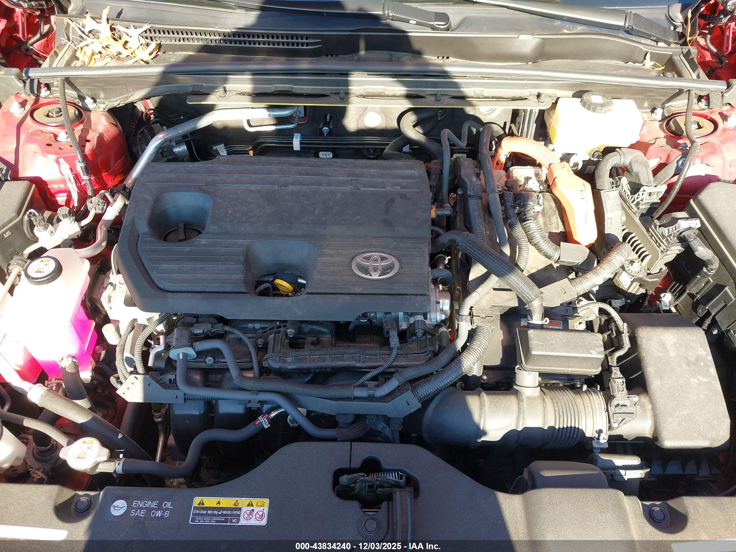 TOYOTA CROWN image 10