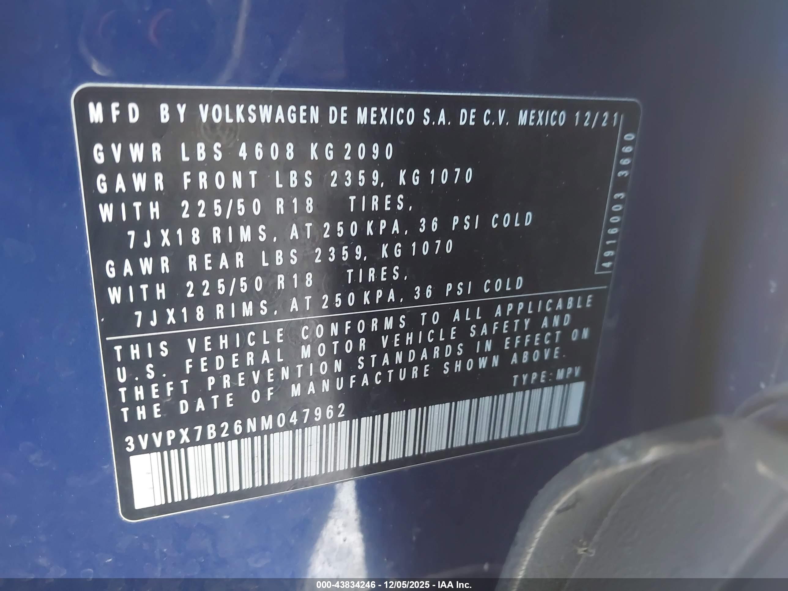 VOLKSWAGEN TAOS image 9