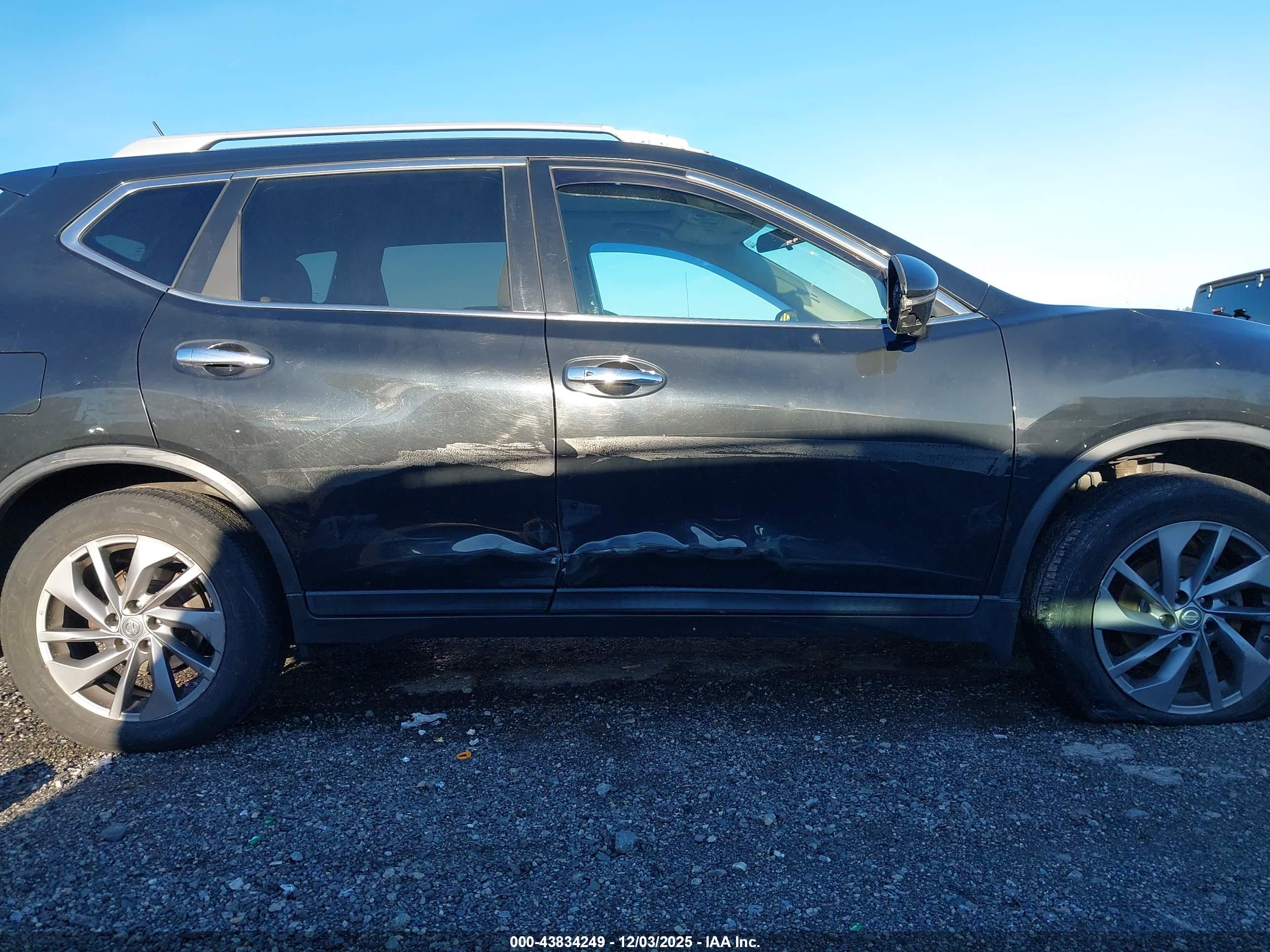 NISSAN ROGUE image 6