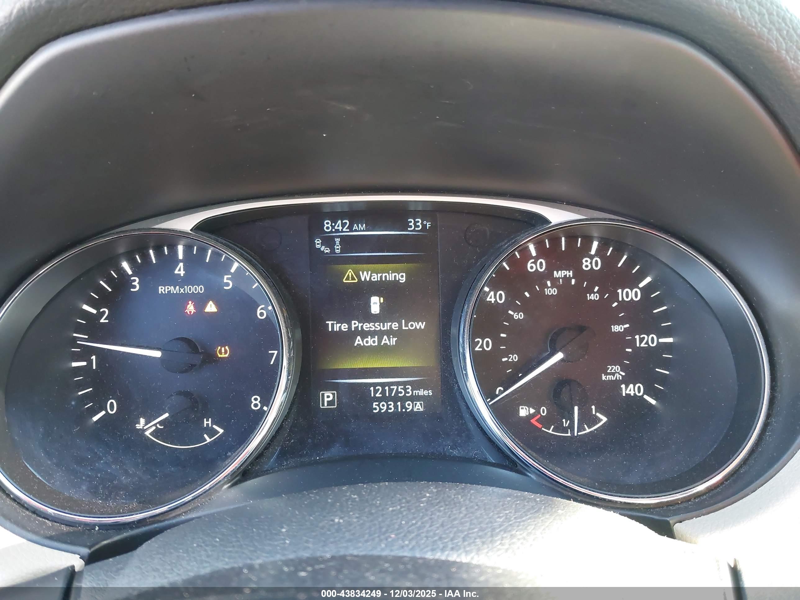 NISSAN ROGUE image 7