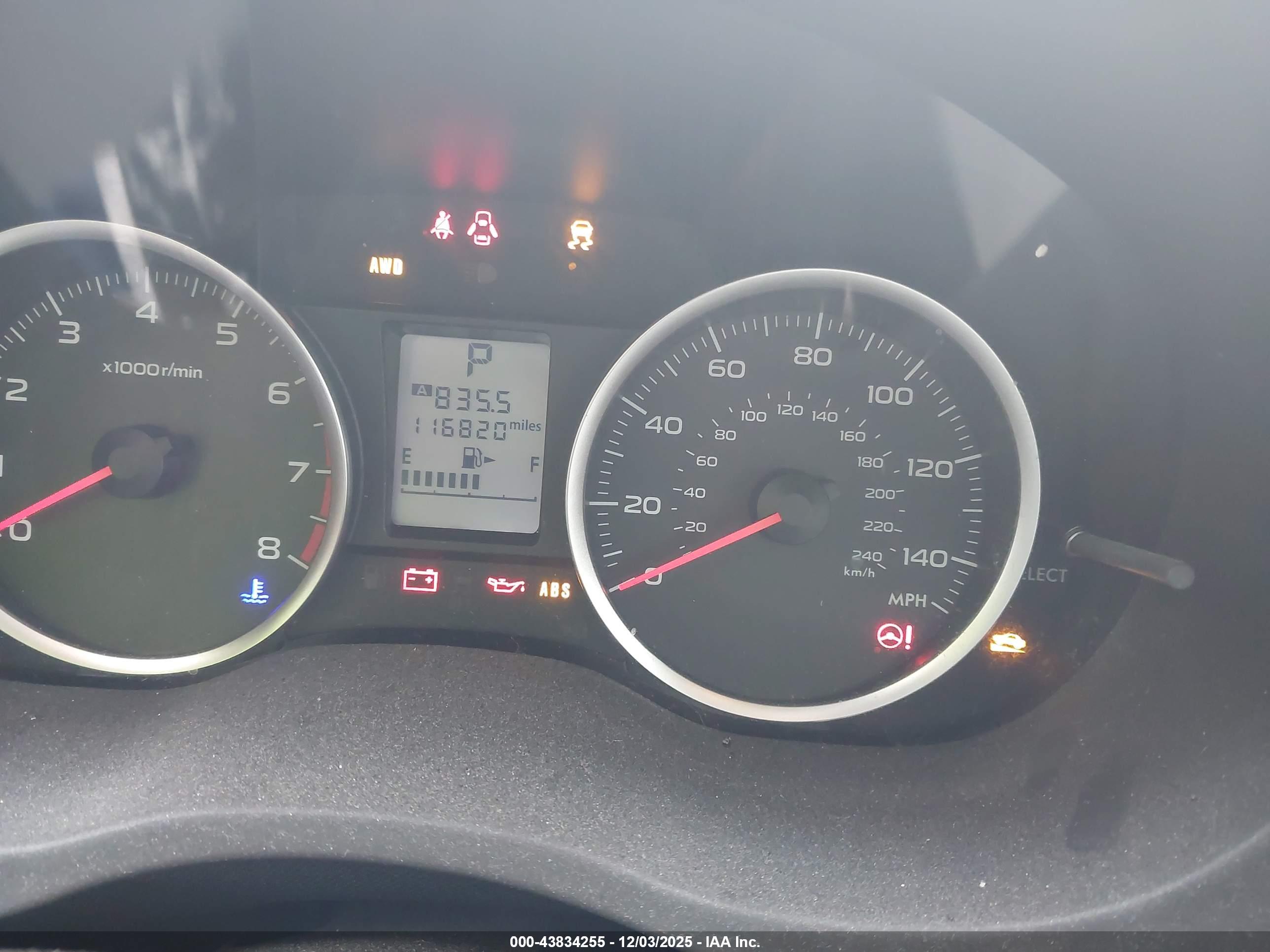 SUBARU FORESTER image 7