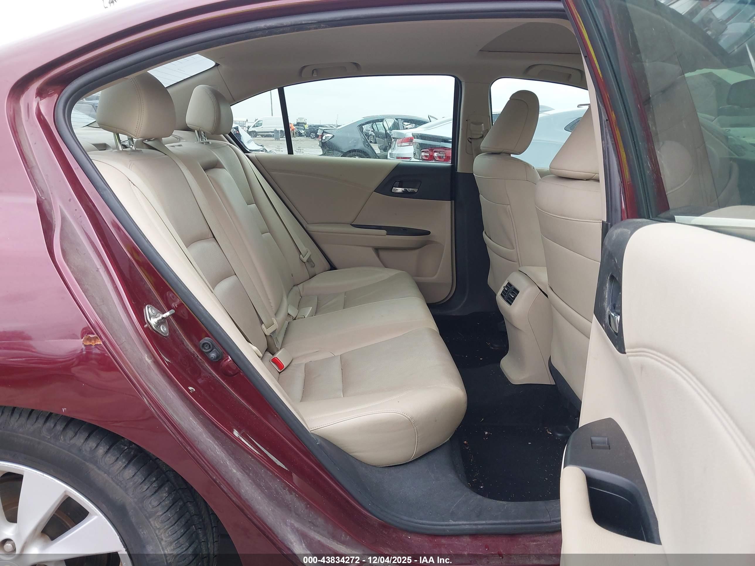 HONDA ACCORD image 8