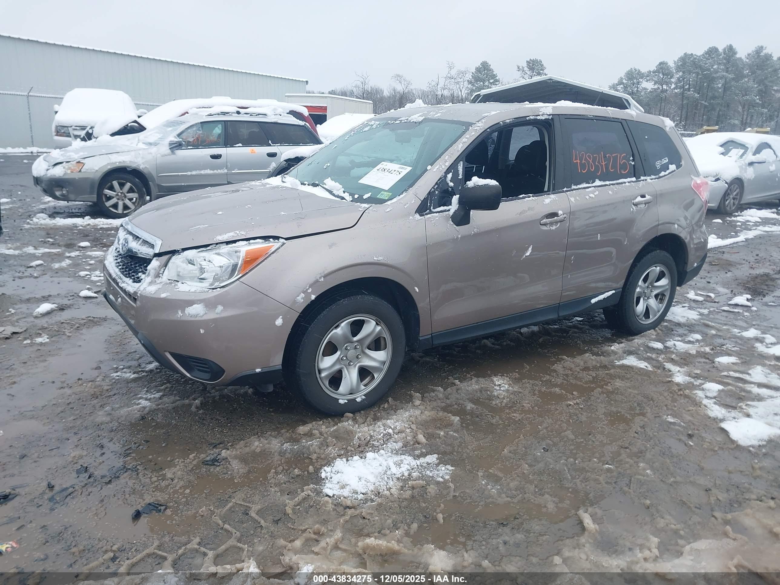 SUBARU FORESTER image 2