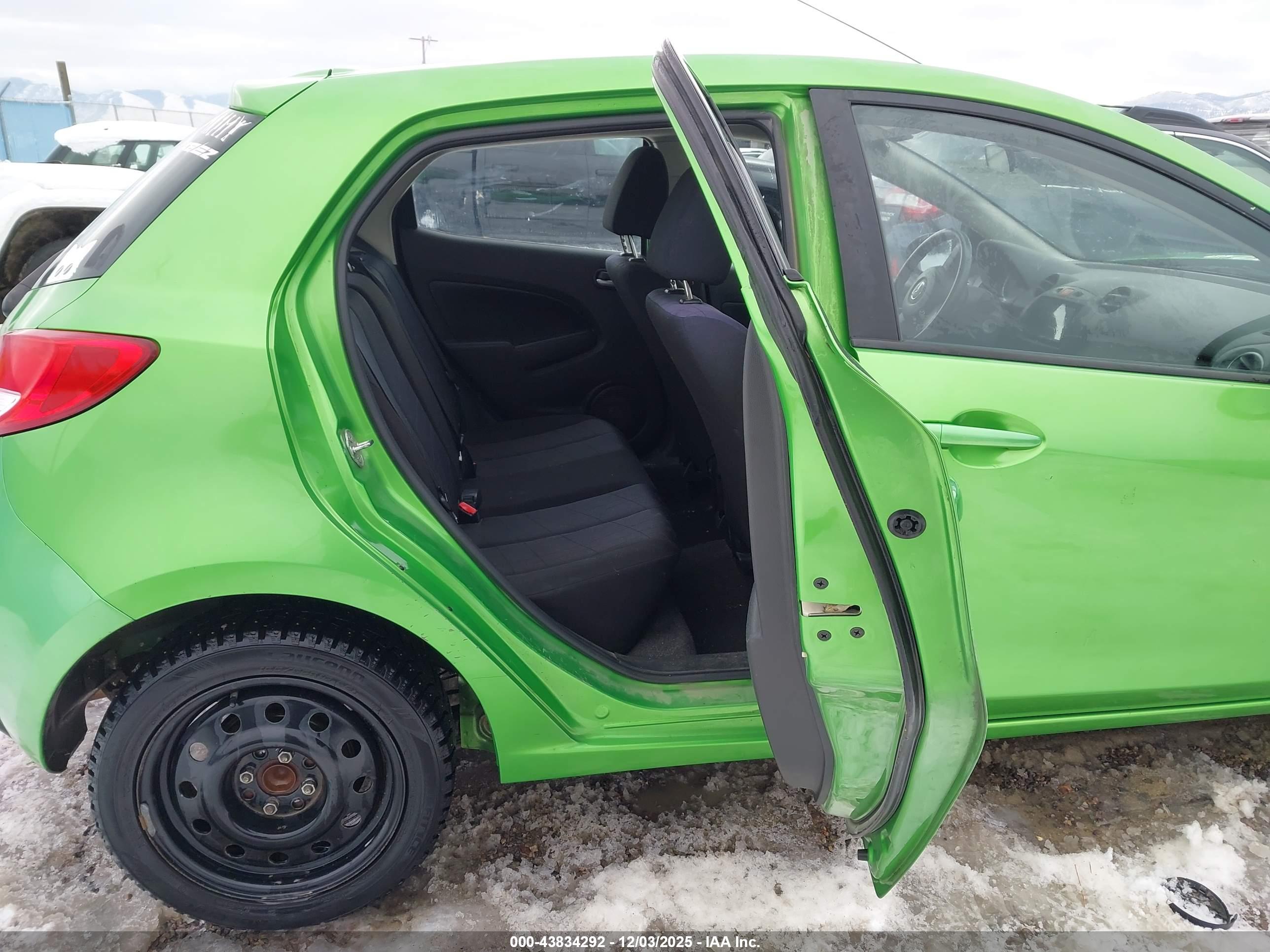 MAZDA MAZDA2 image 8