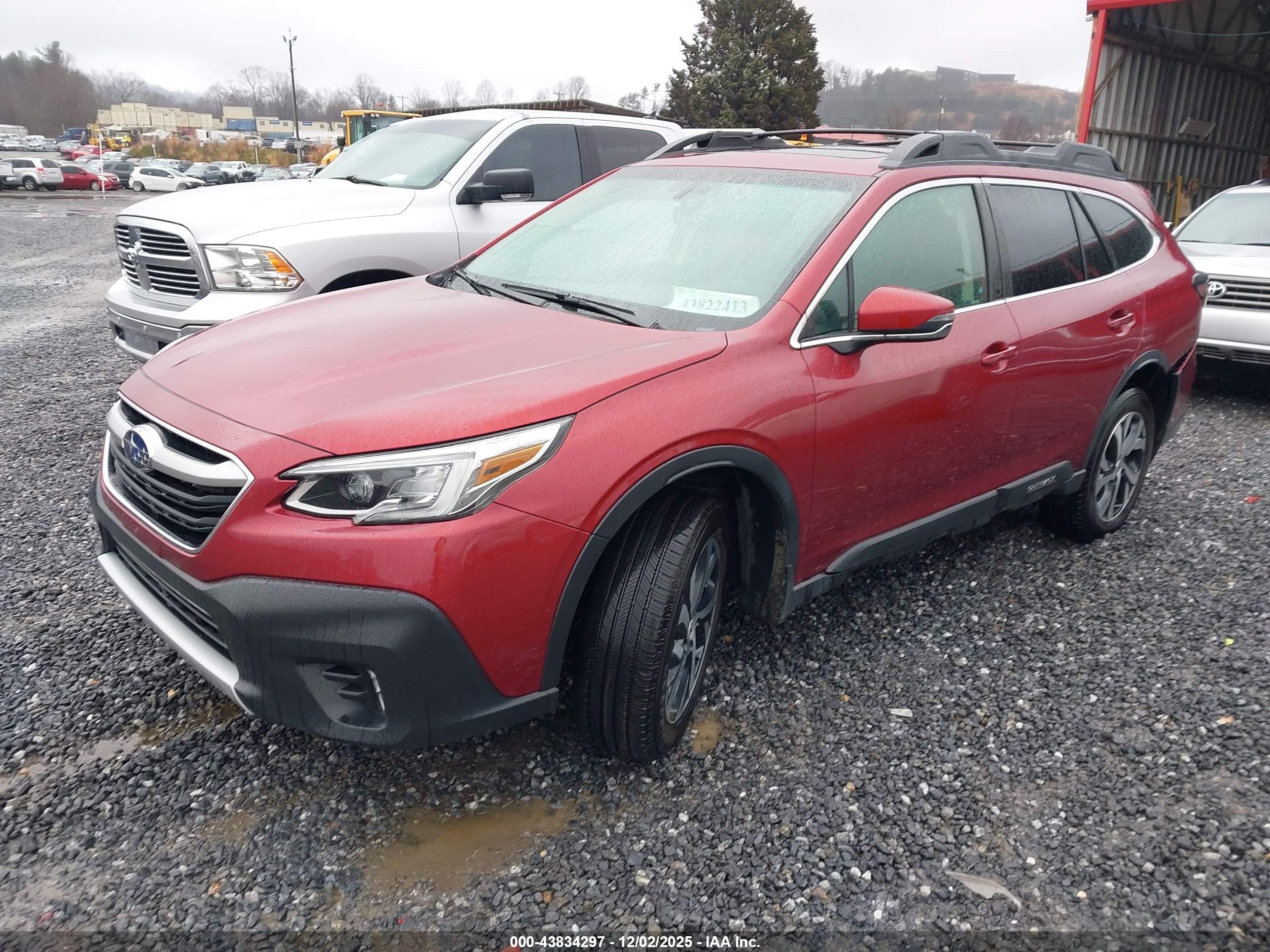 SUBARU OUTBACK image 2