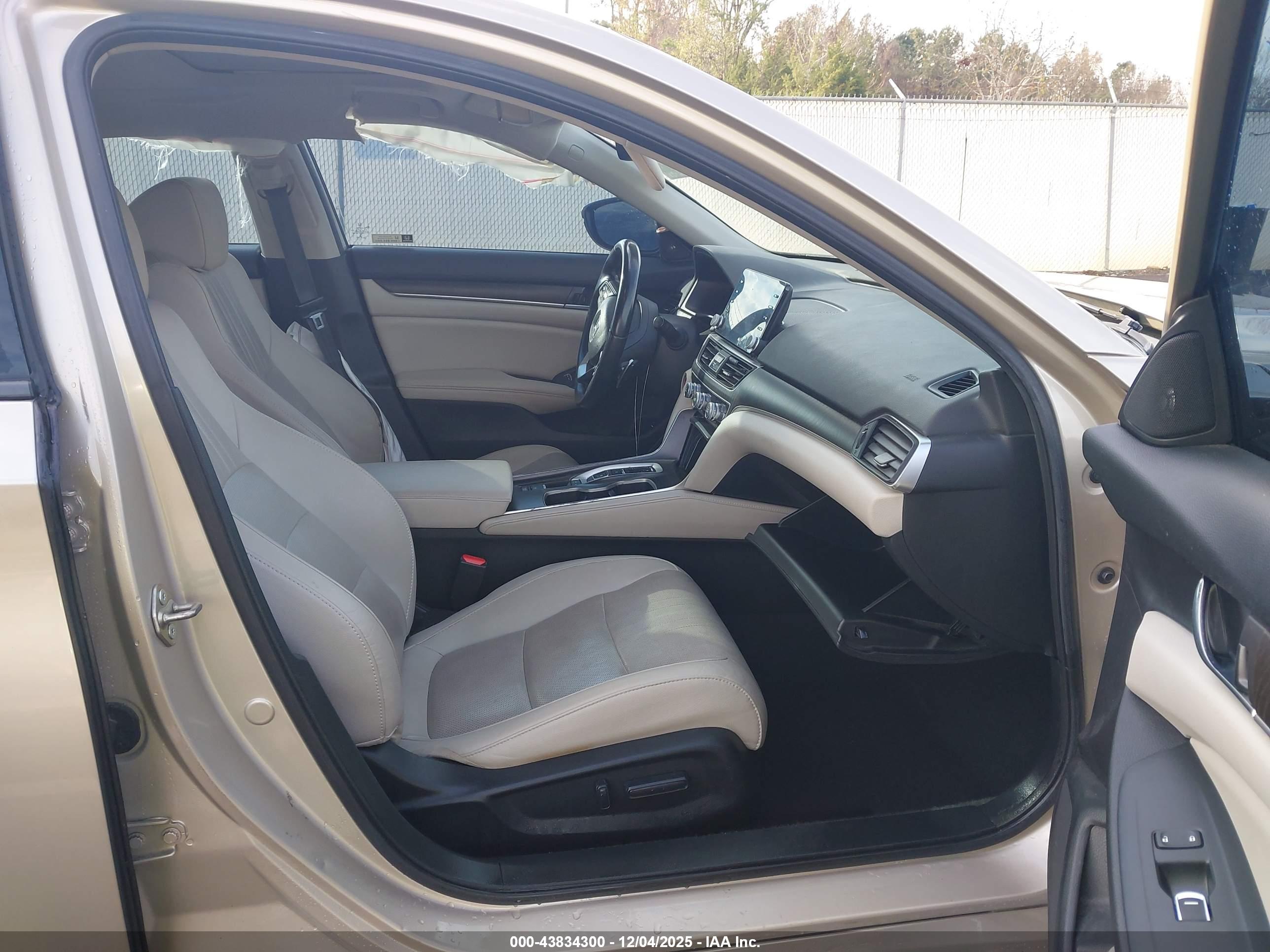 HONDA ACCORD image 5