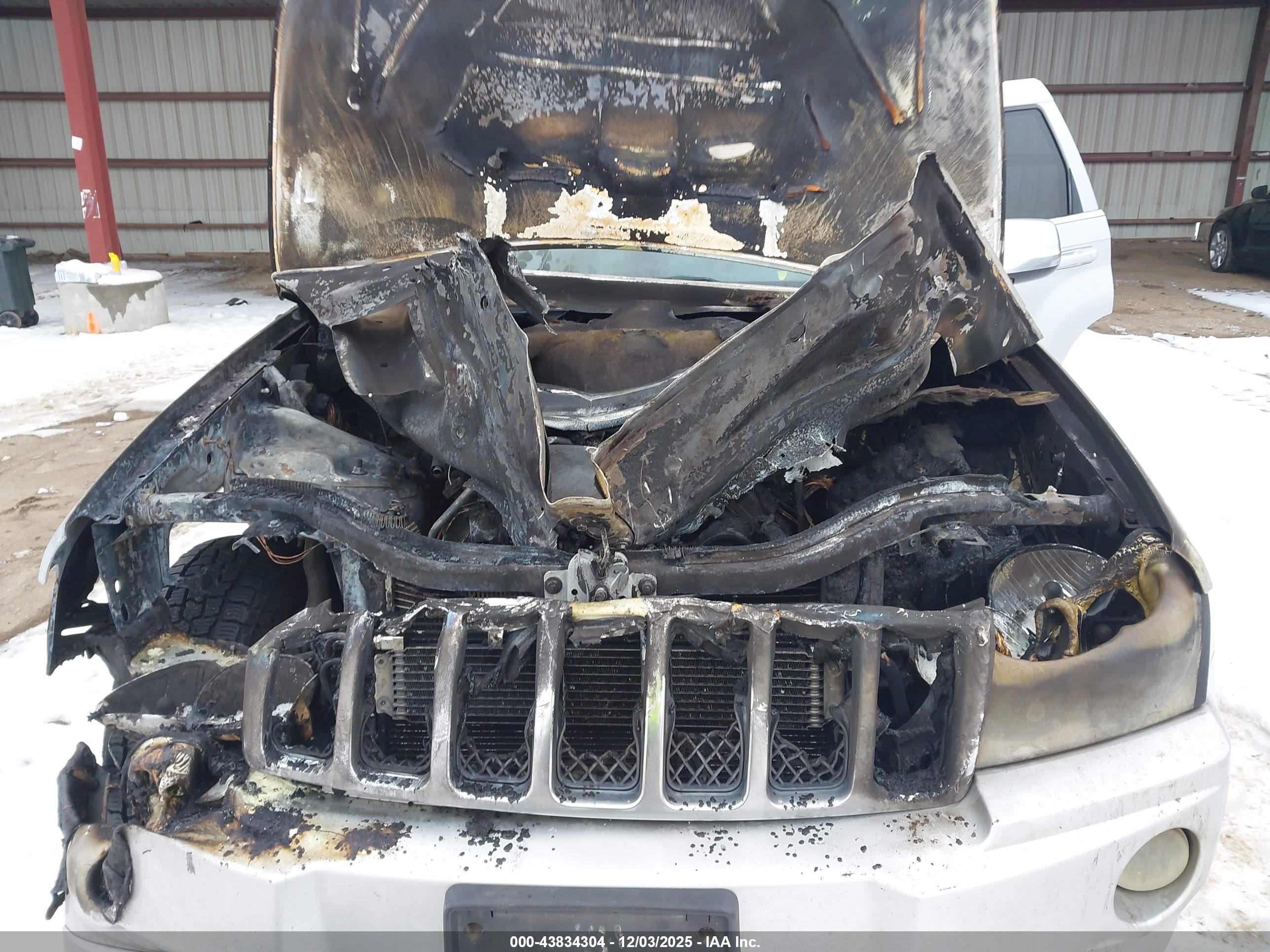 JEEP GRAND image 10