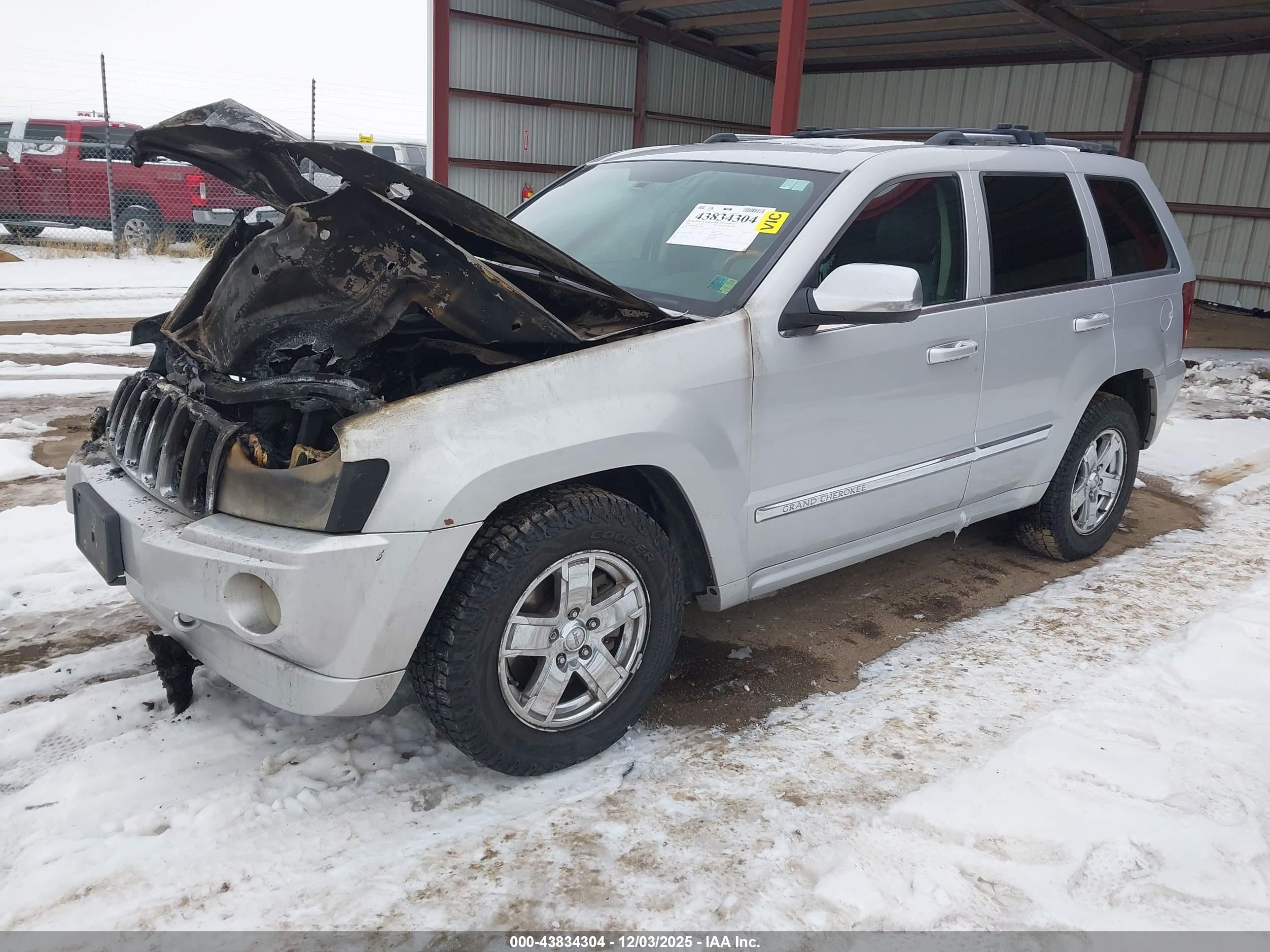 JEEP GRAND image 2