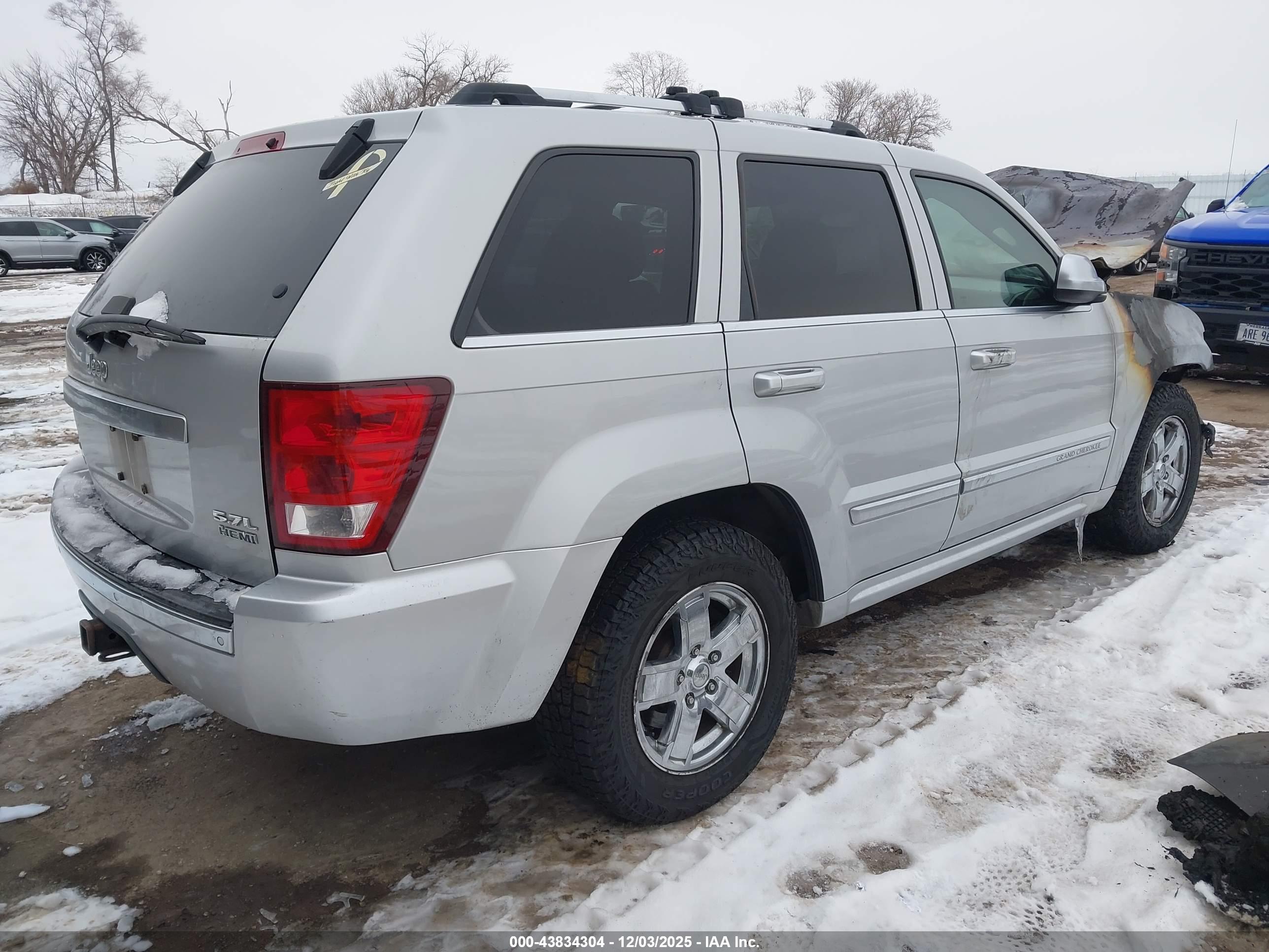 JEEP GRAND image 4