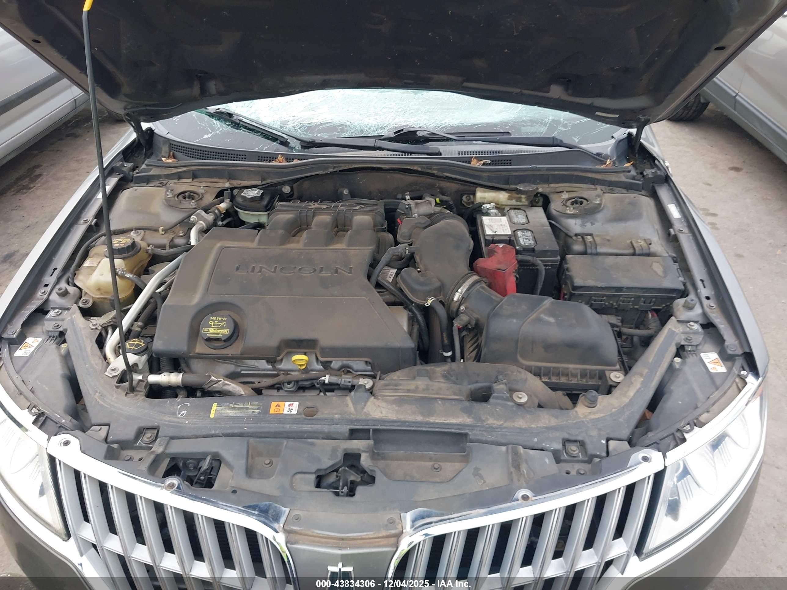 LINCOLN MKZ image 10