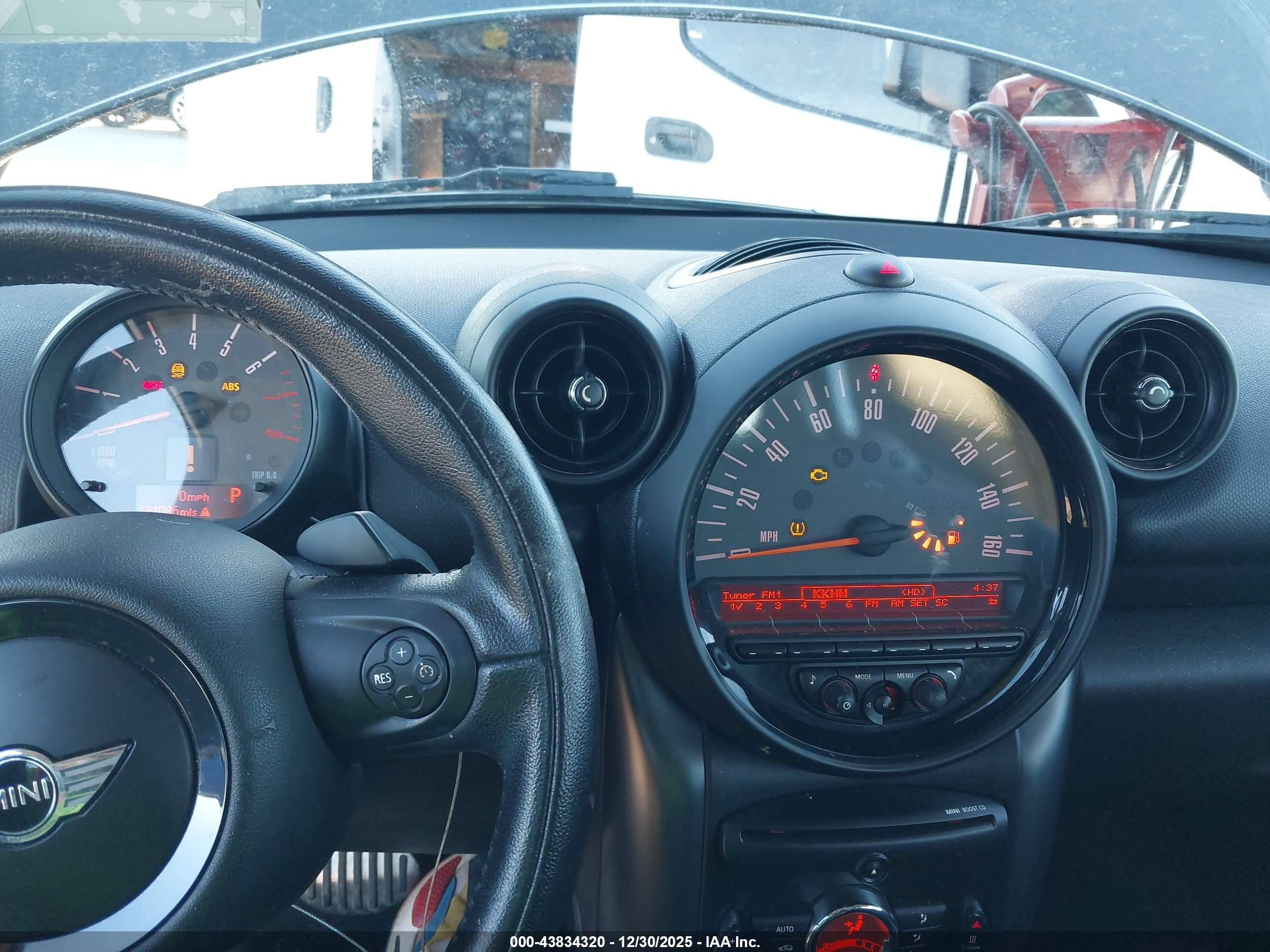 MINI COUNTRYMAN image 7