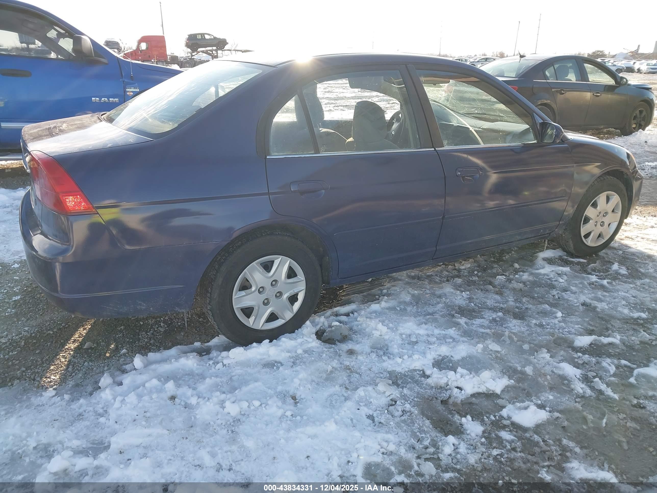 HONDA CIVIC image 4