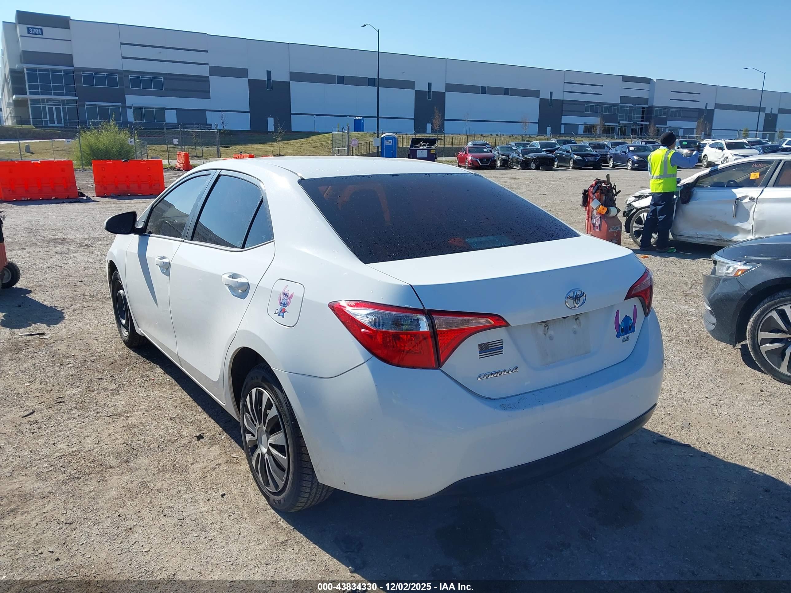 TOYOTA COROLLA image 3