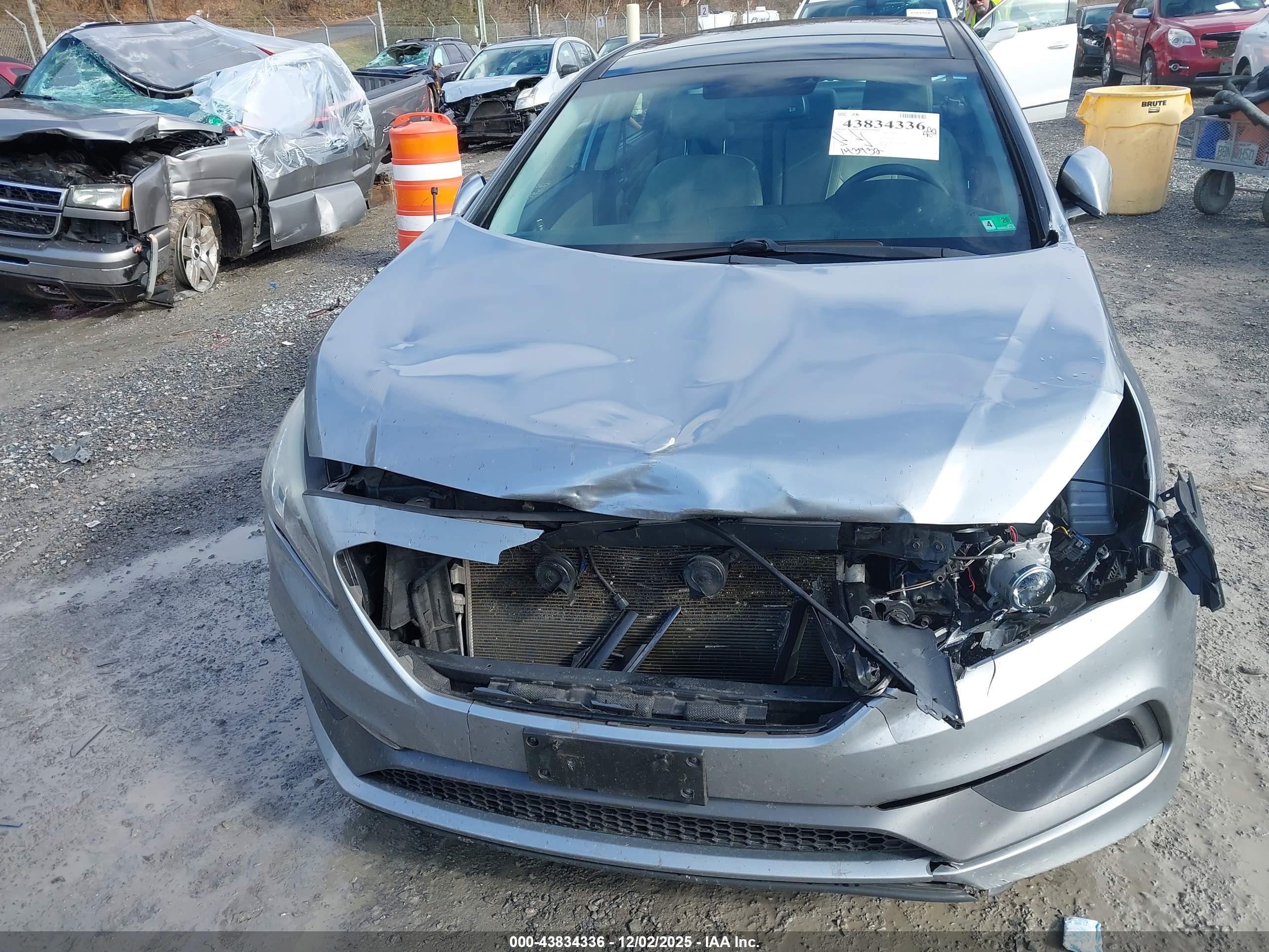 HYUNDAI SONATA image 6