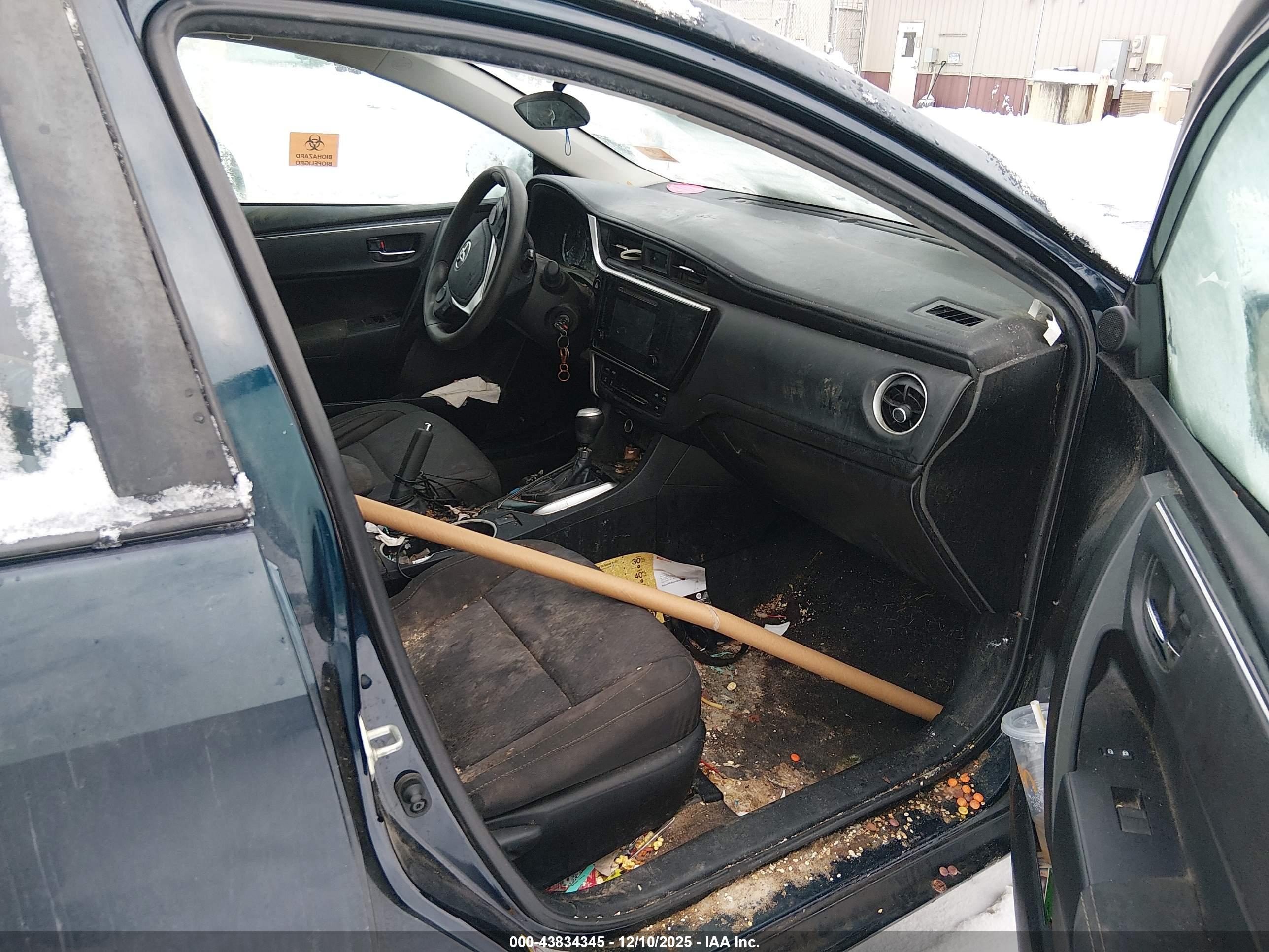 TOYOTA COROLLA image 5