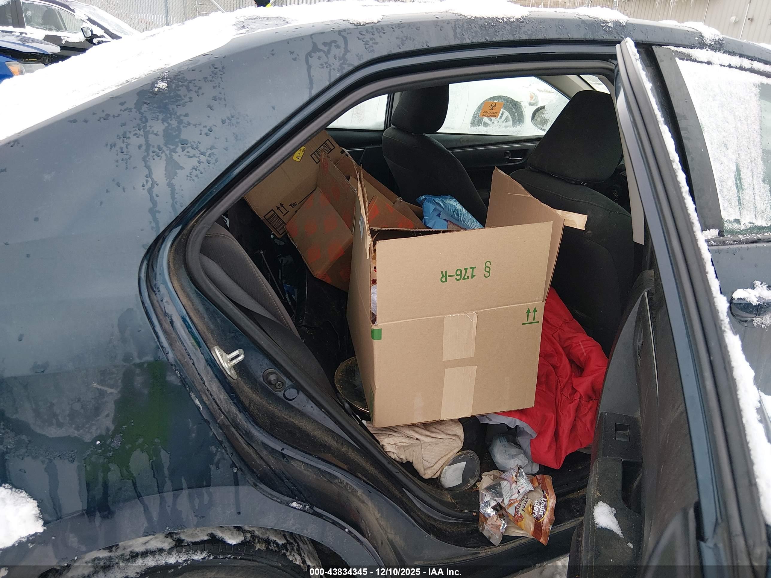TOYOTA COROLLA image 8