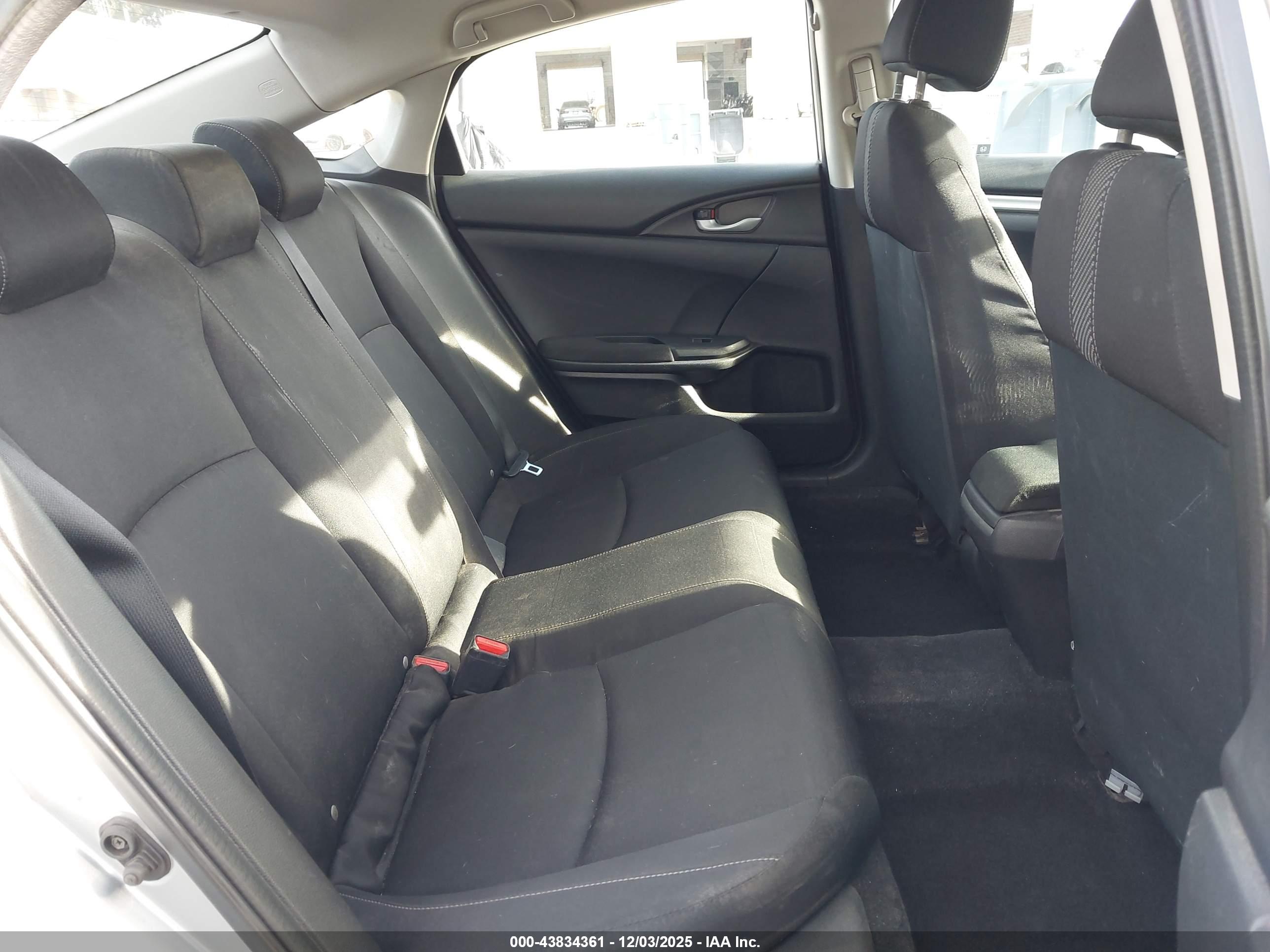 HONDA CIVIC image 8
