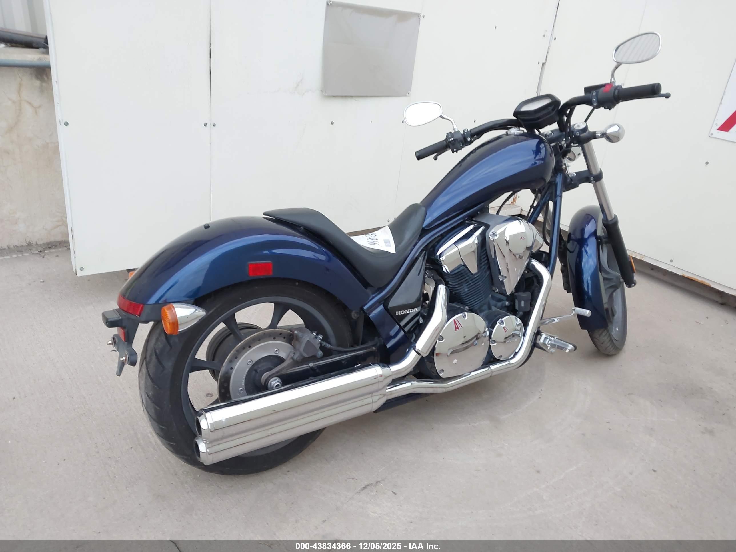 HONDA VT1300 image 4