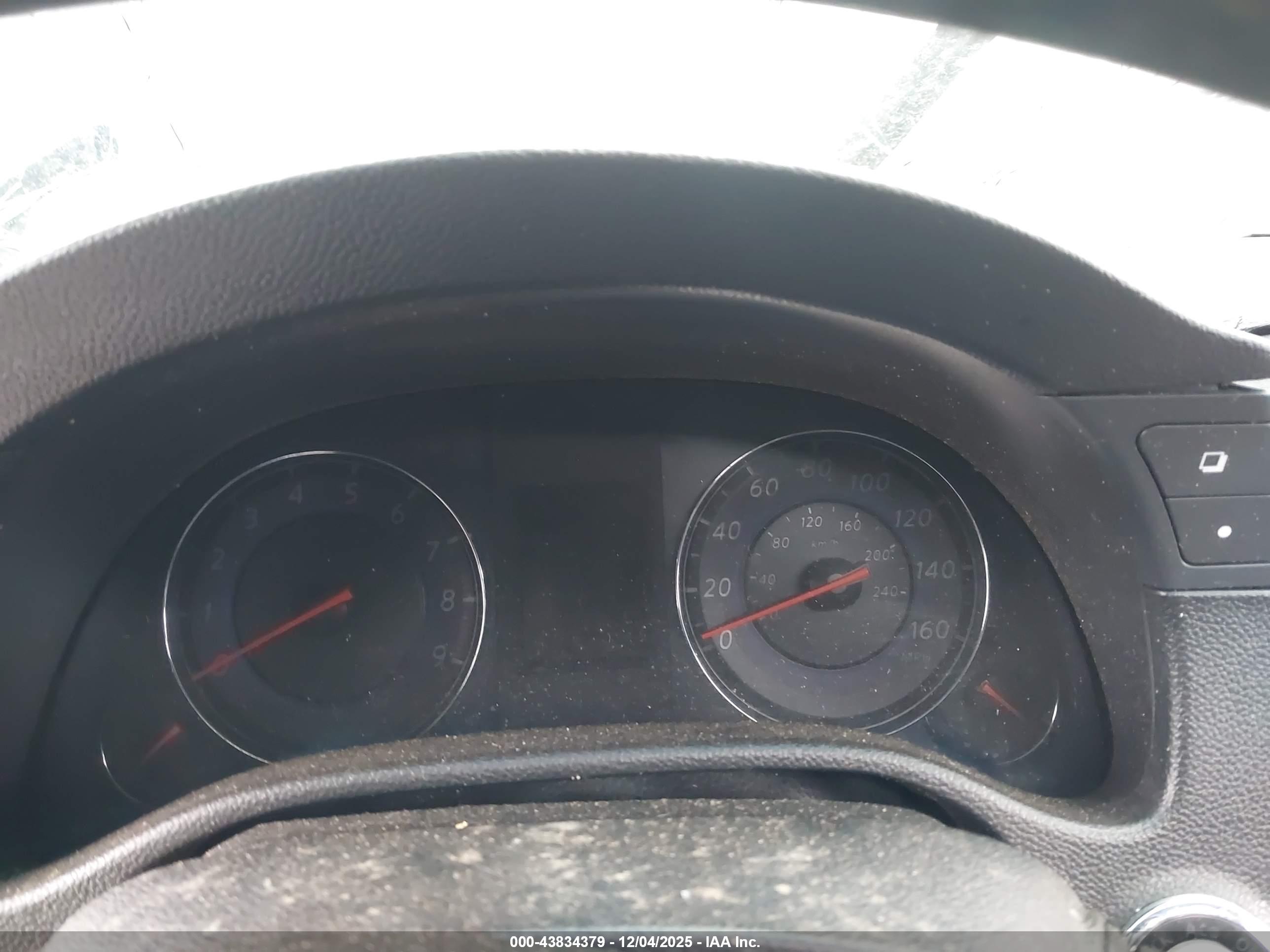 INFINITI G37 image 7