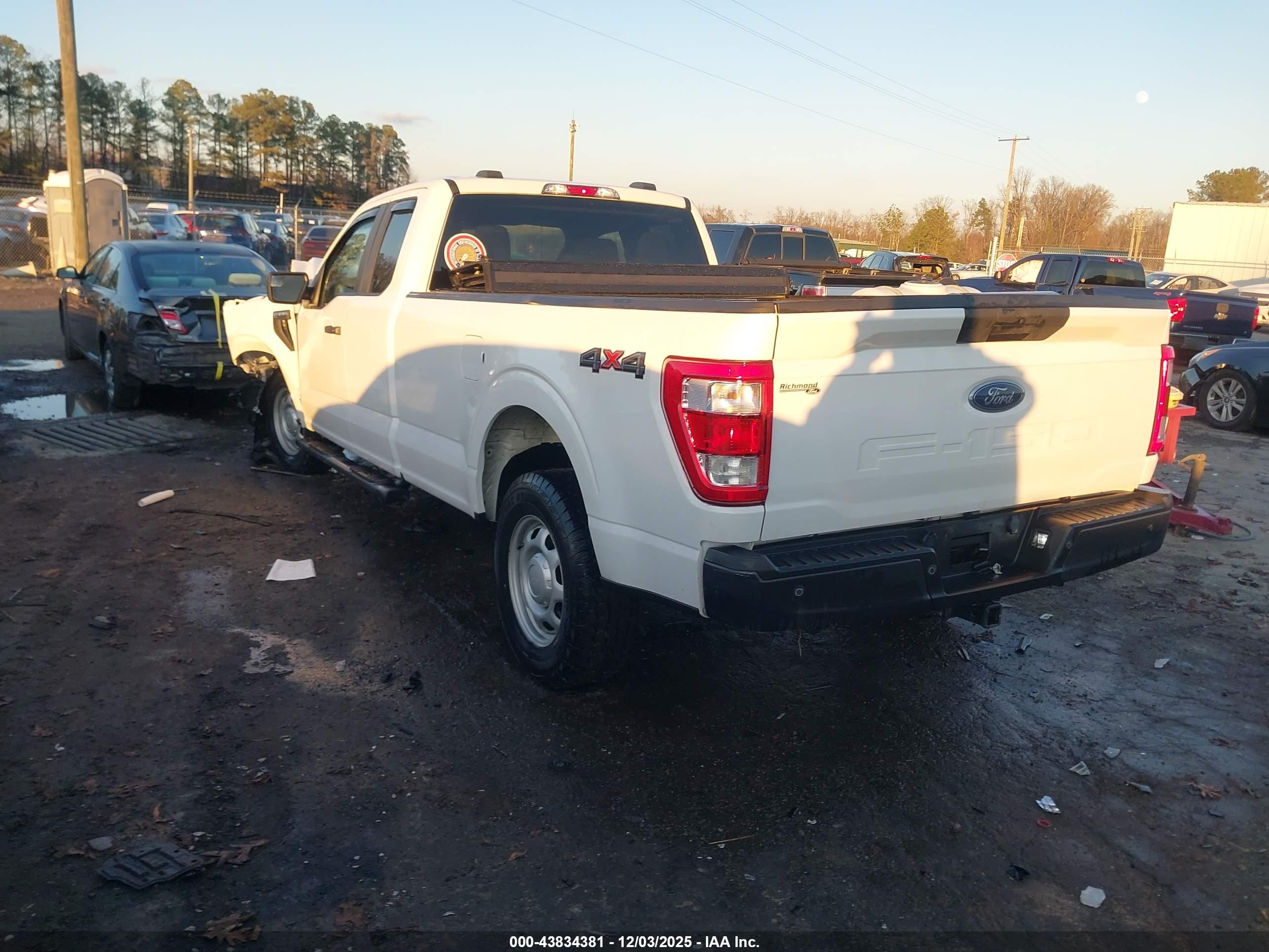 FORD F-150 image 3