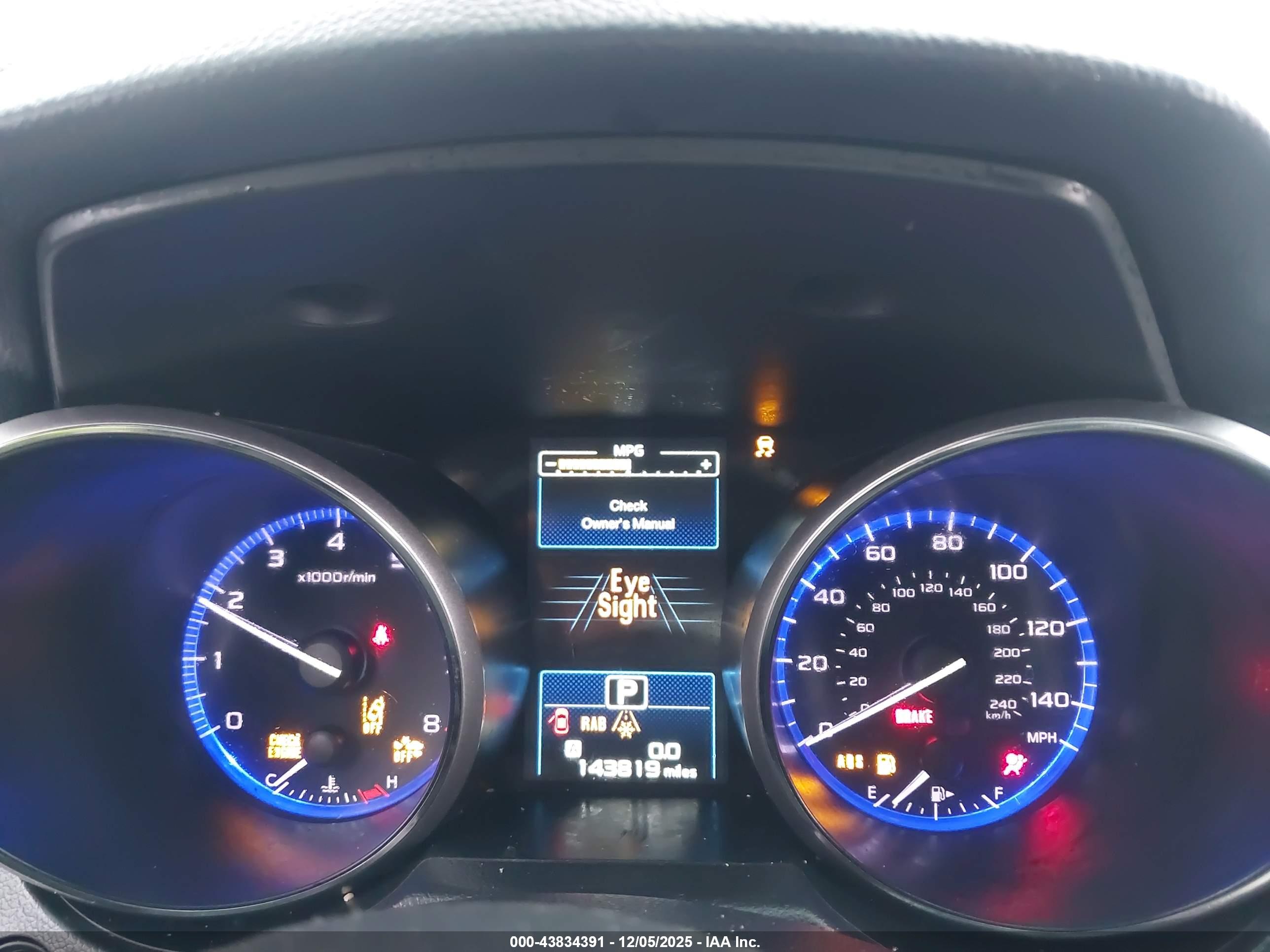 SUBARU OUTBACK image 7