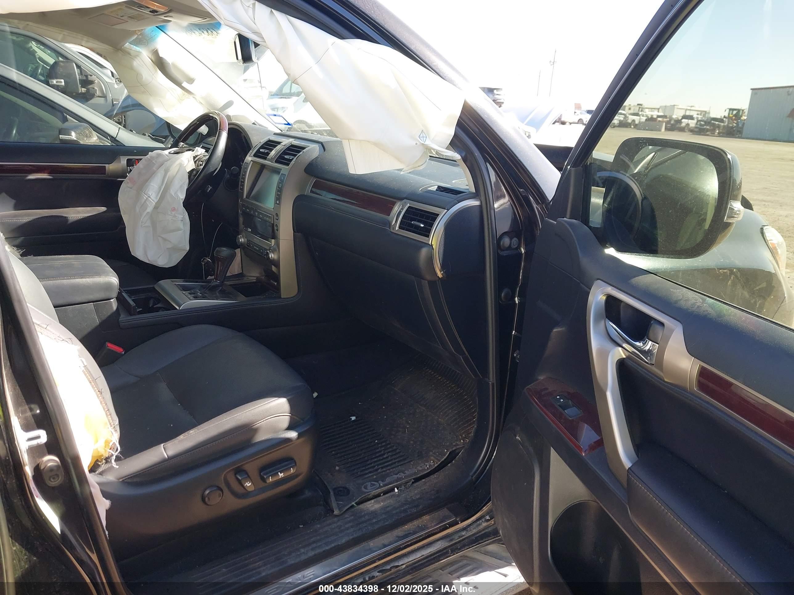 LEXUS GX image 5