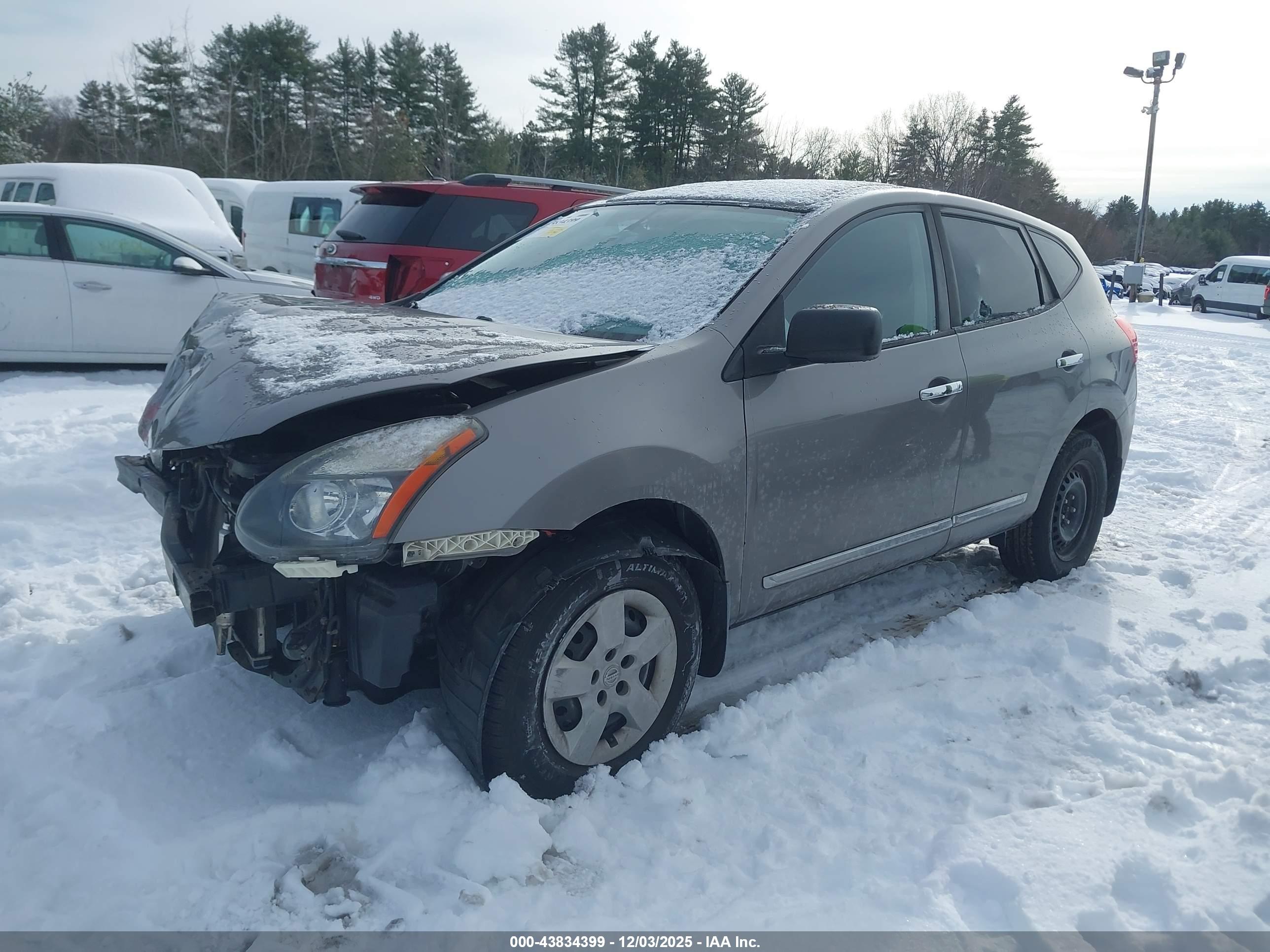 NISSAN ROGUE image 2