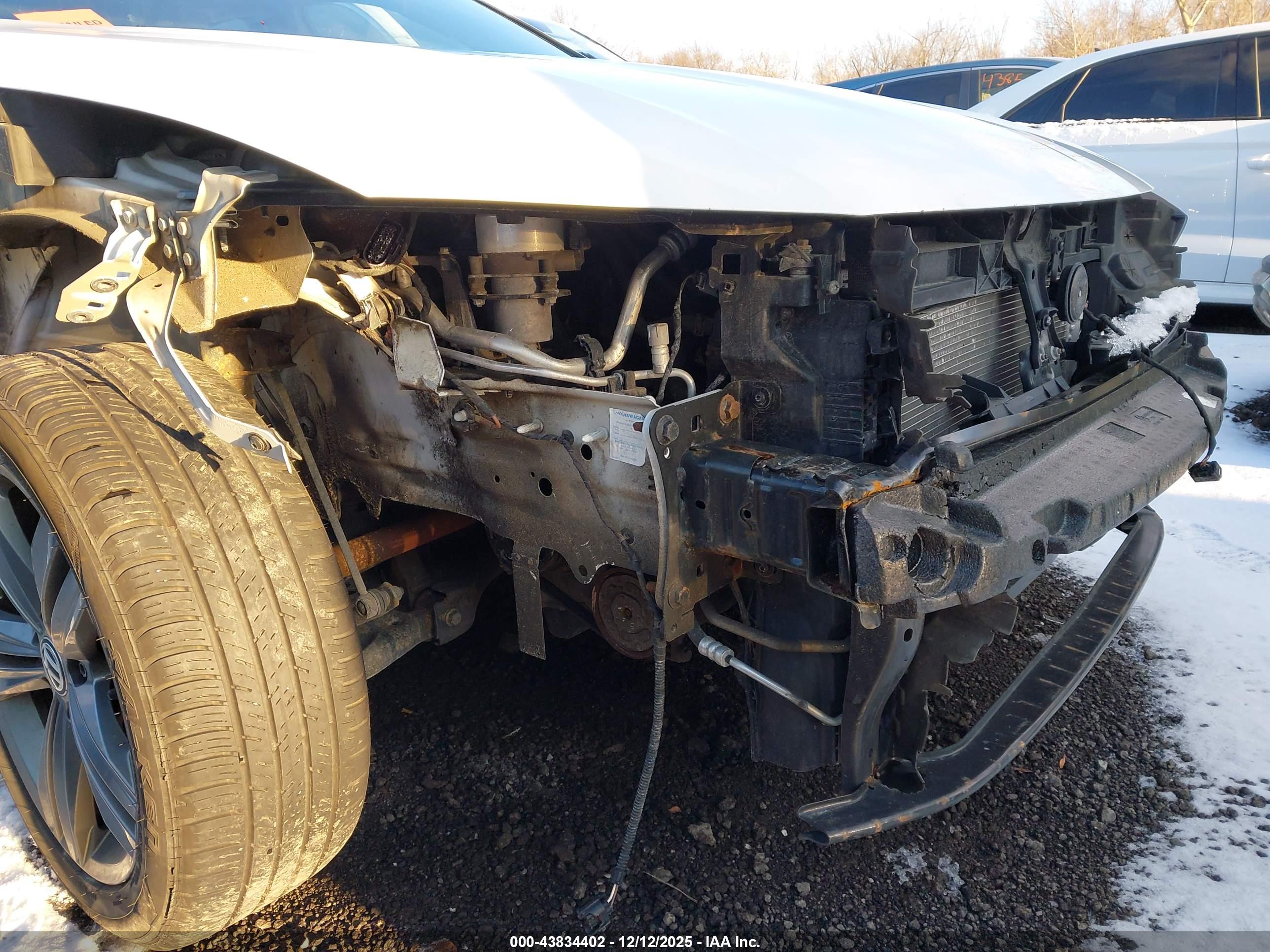 VOLKSWAGEN JETTA image 6
