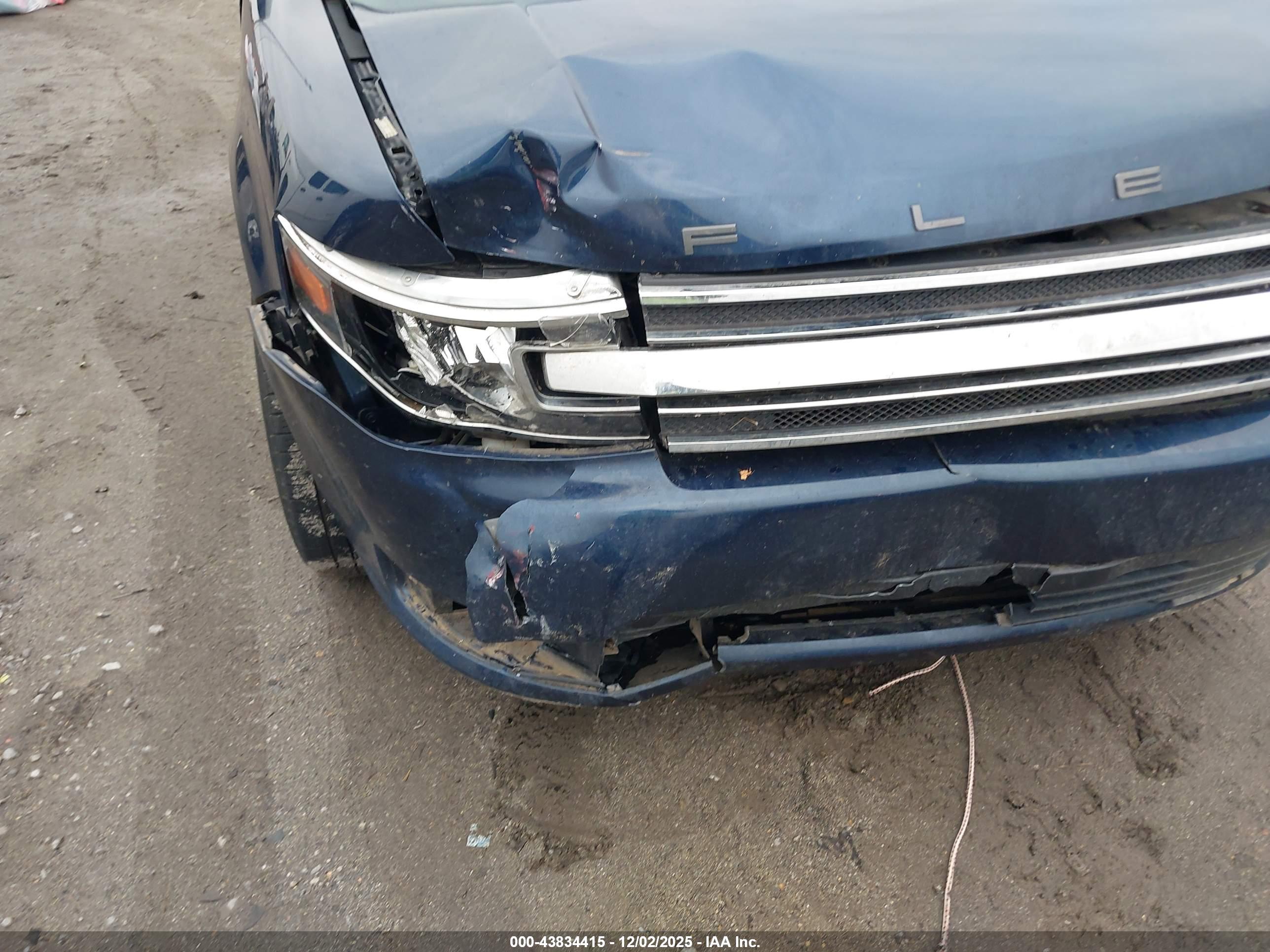 FORD FLEX image 6
