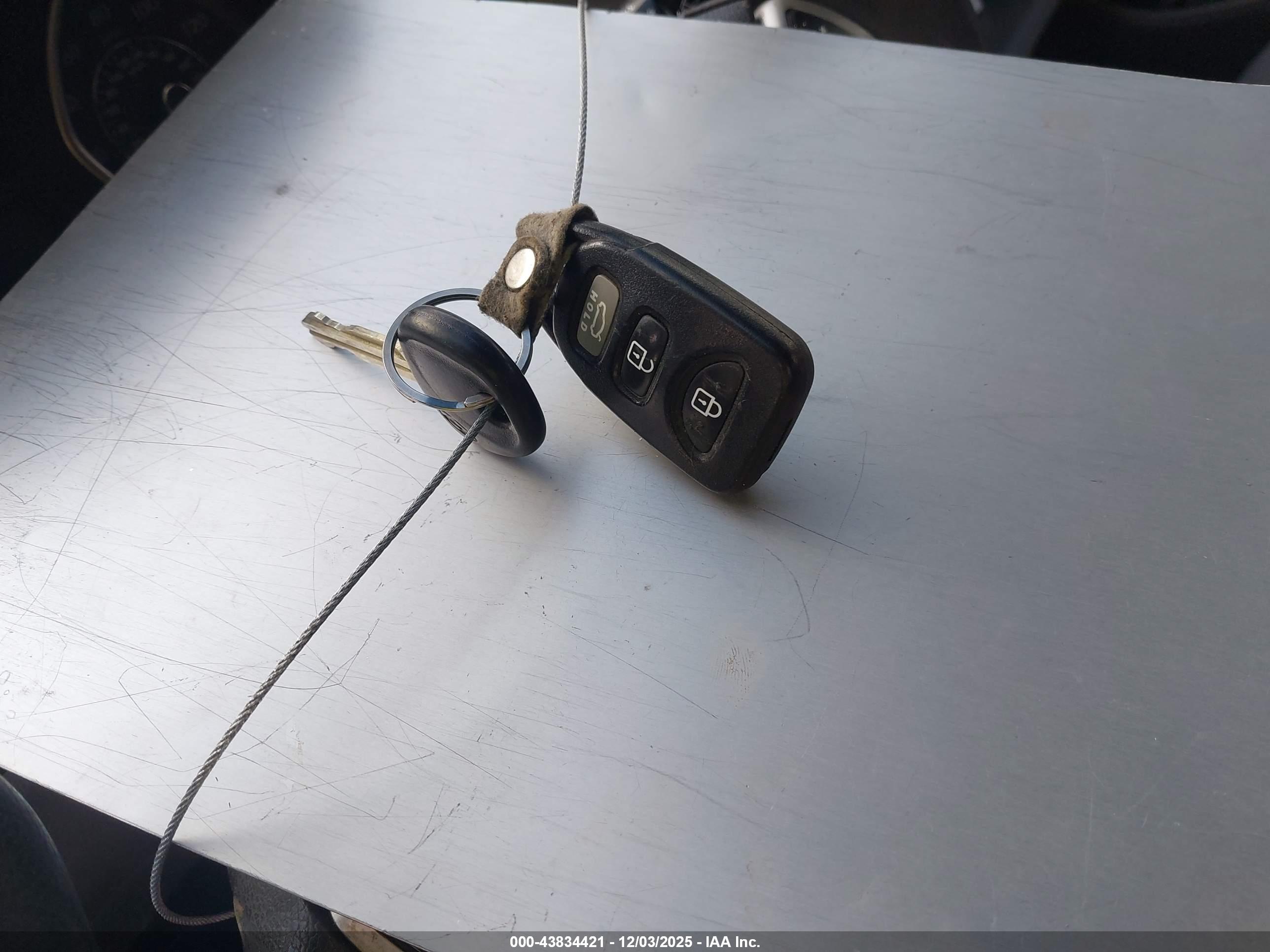 HYUNDAI ELANTRA image 11