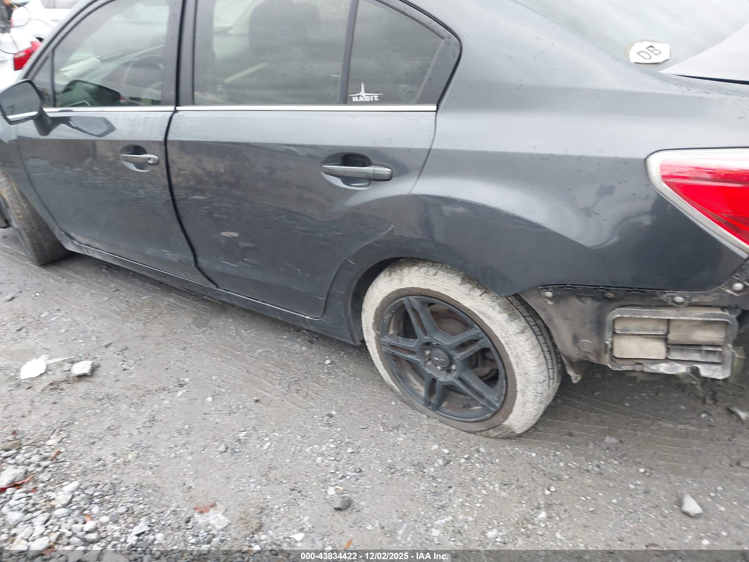 SUBARU IMPREZA image 6