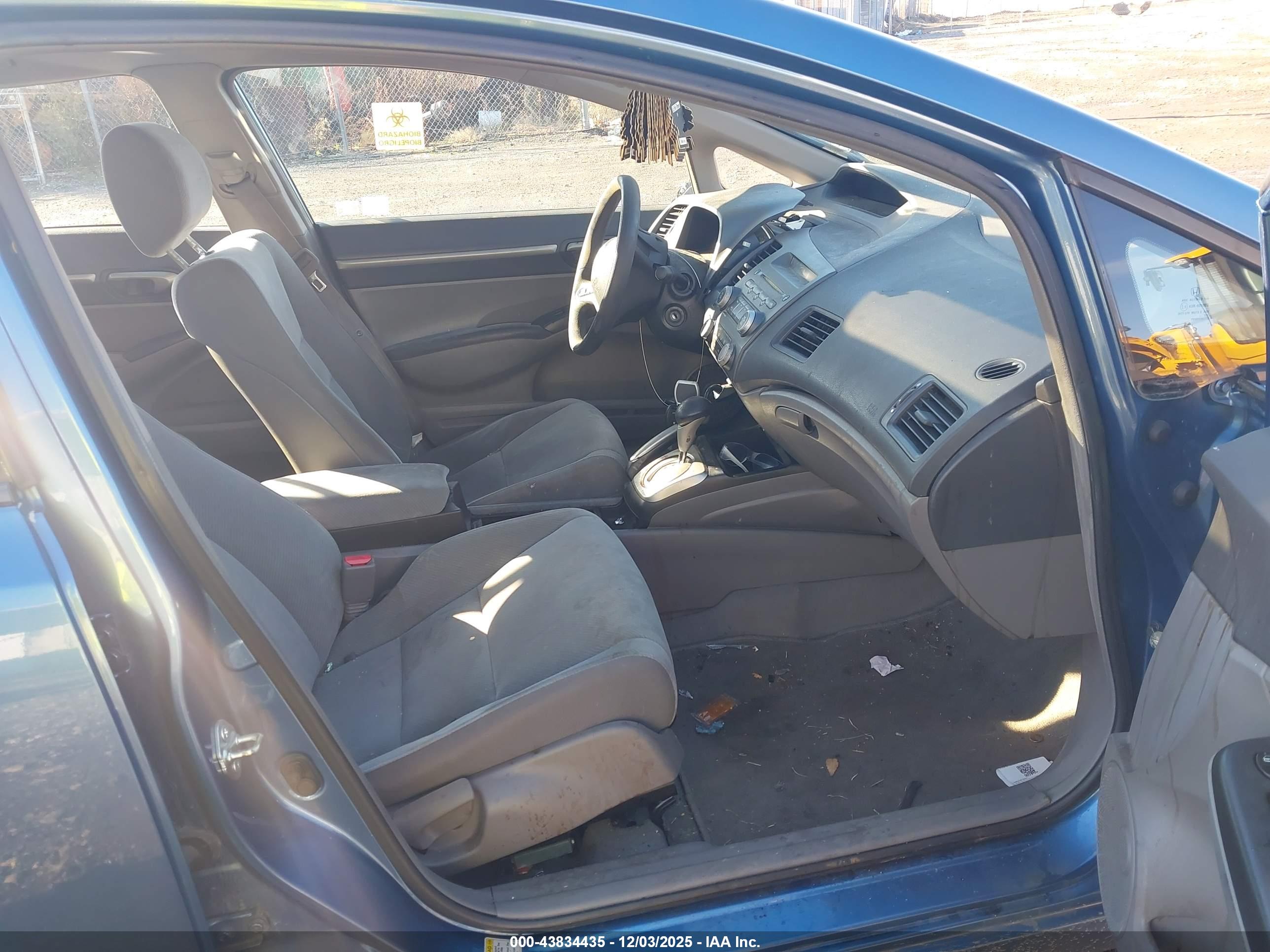HONDA CIVIC image 5