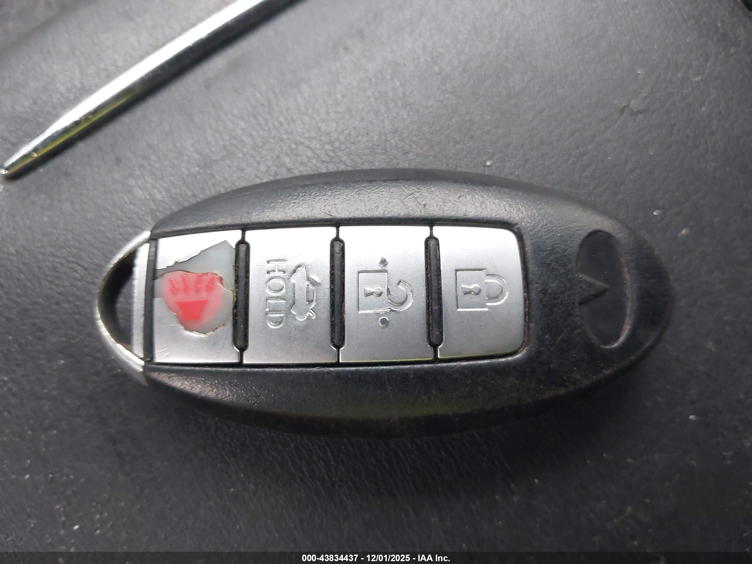INFINITI G25X image 11