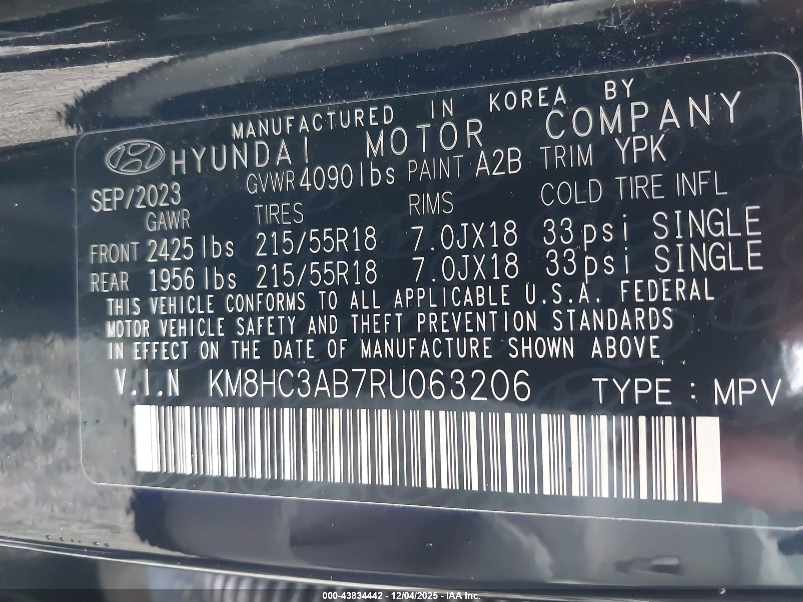 HYUNDAI KONA image 9