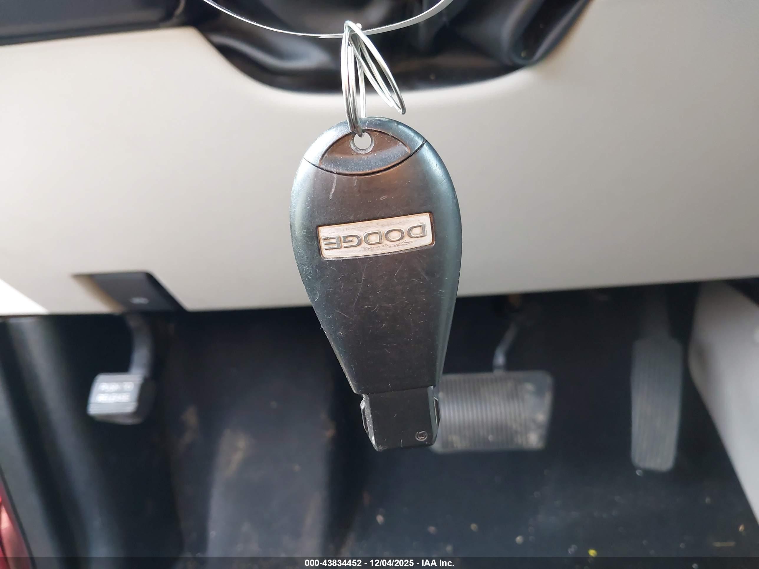 DODGE GRAND image 11