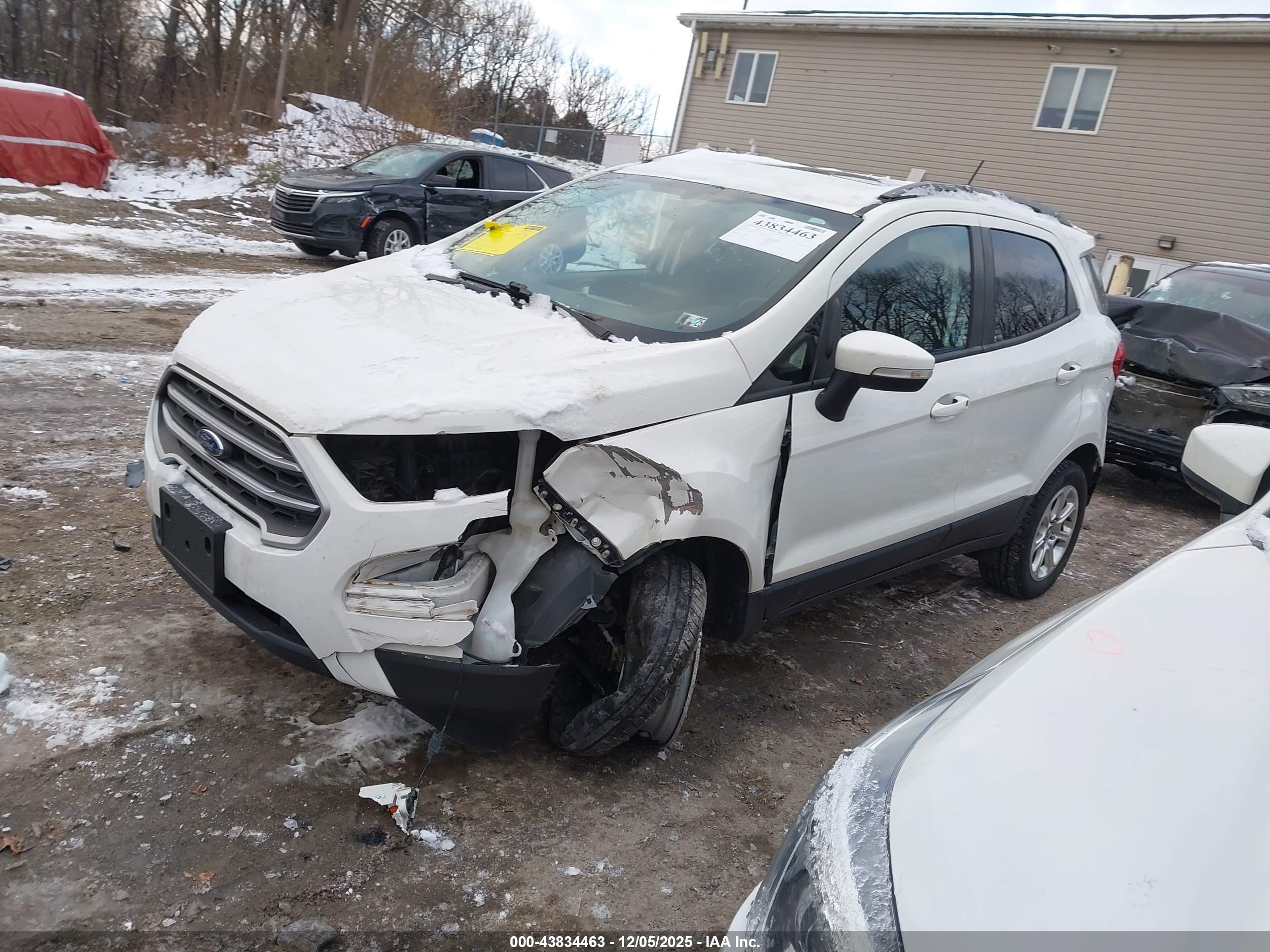 FORD ECOSPORT image 2